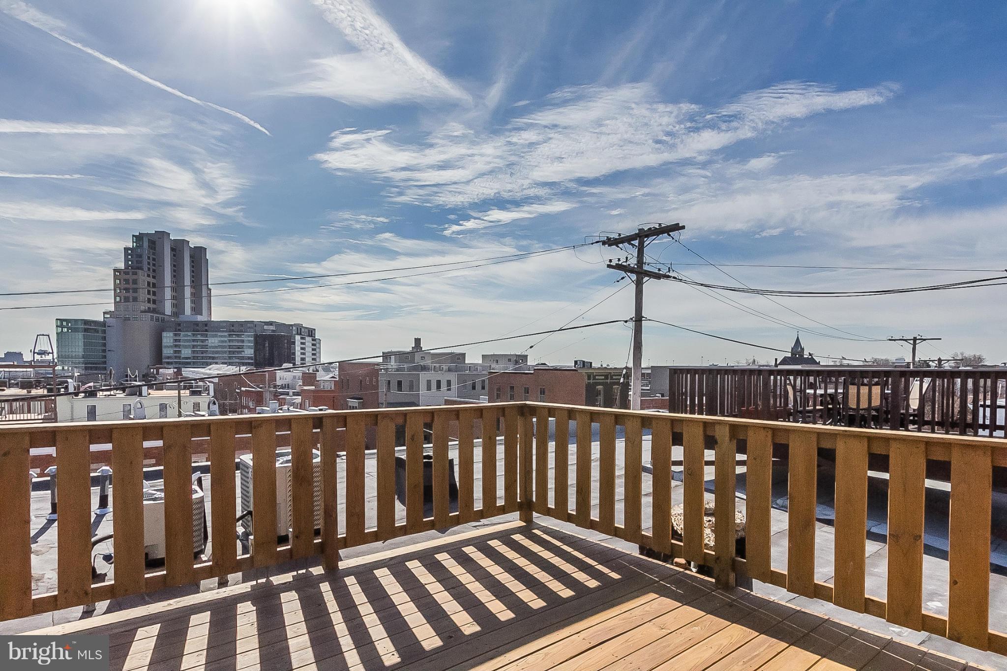 LOCUST POINT - Residential