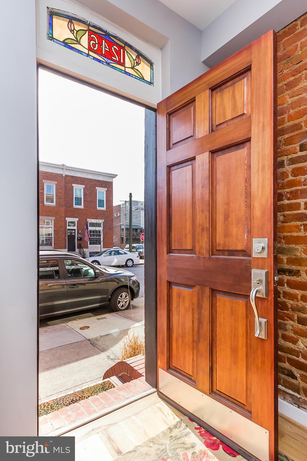 LOCUST POINT - Residential