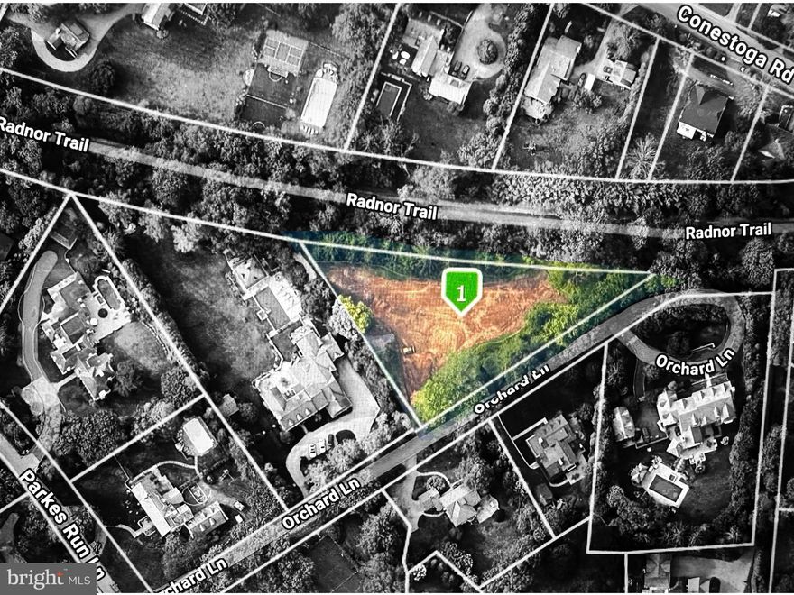 Here is your opportunity to build your dream home right in the middle of Radnor Township! Private lot off a private road. Minutes from all the amenities of The Main Line.  Opportunities like this do not come along often!