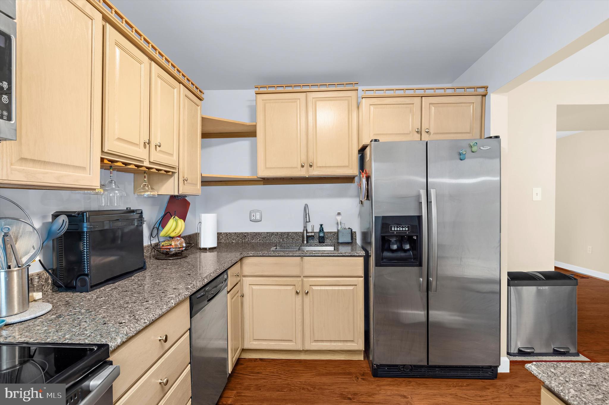 ELIZABETHS LANDING - Residential