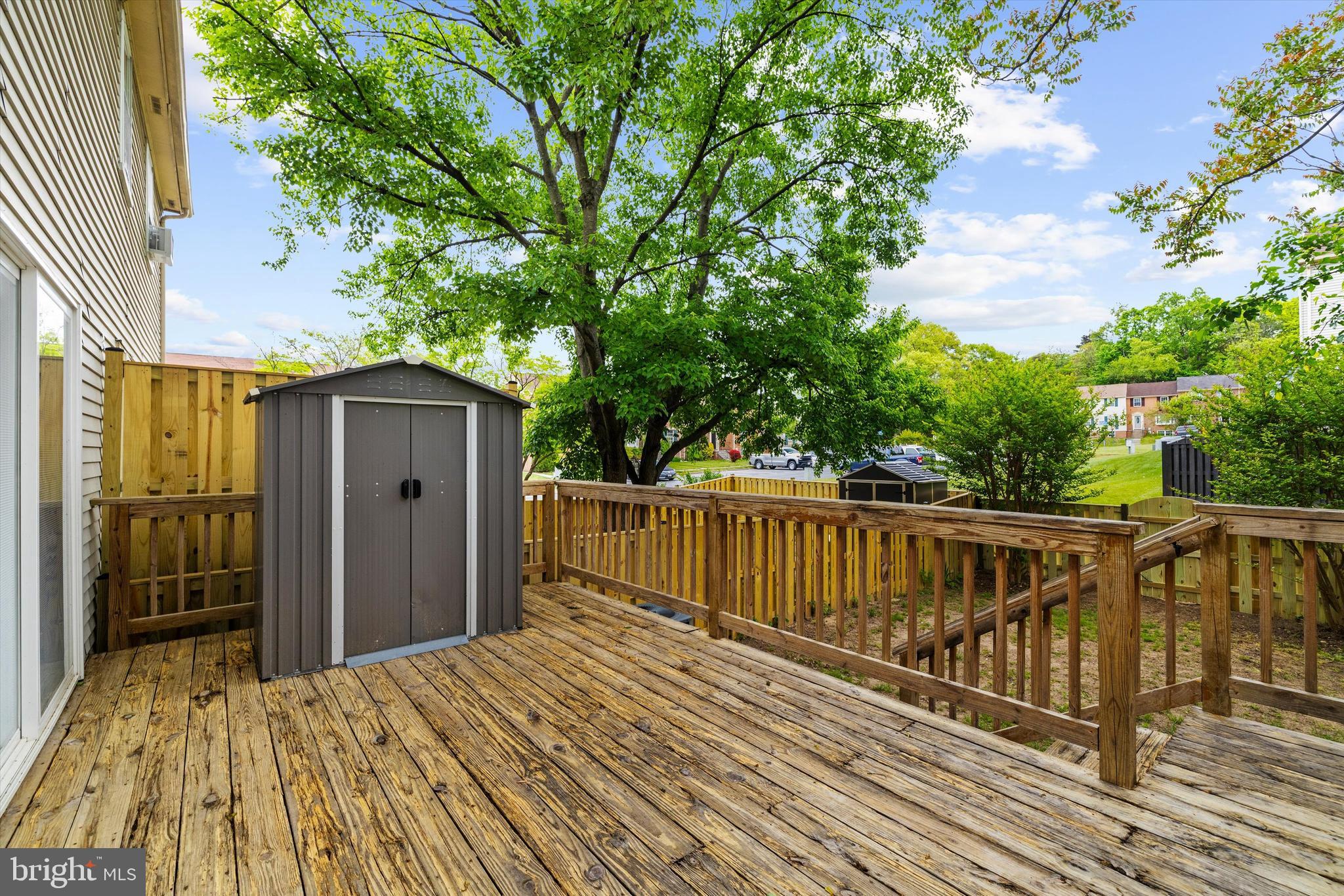 ELIZABETHS LANDING - Residential