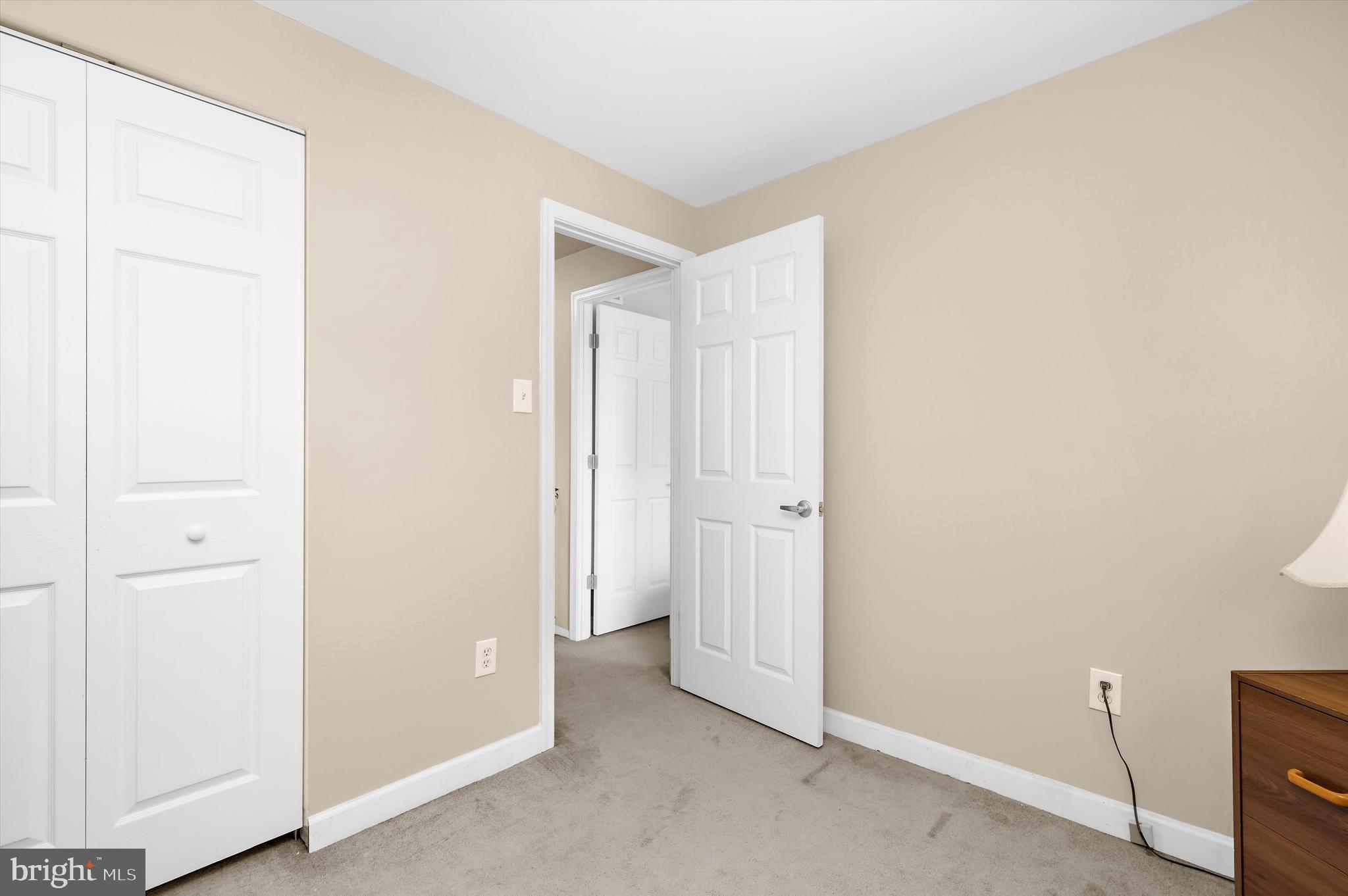 ELIZABETHS LANDING - Residential