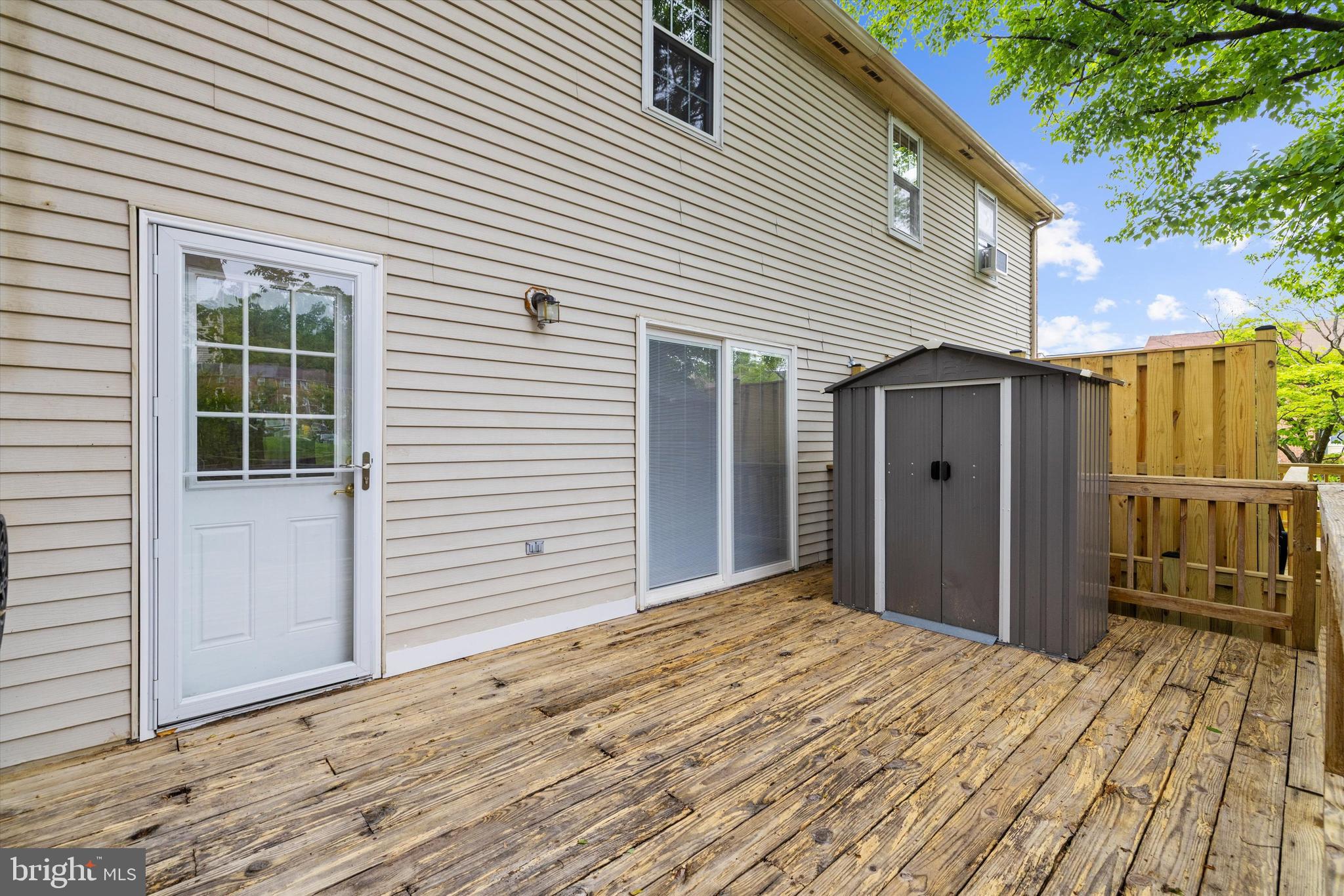 ELIZABETHS LANDING - Residential