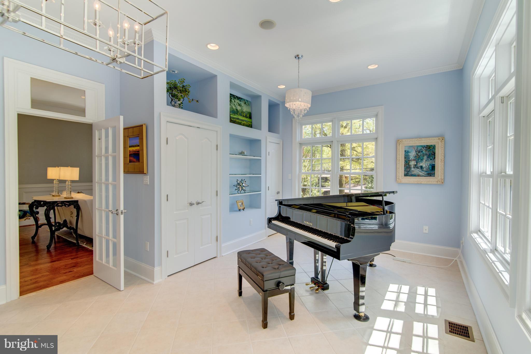 WOODMONT - Residential