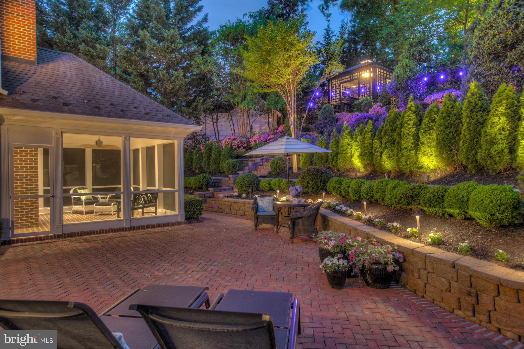 WOODMONT - Residential