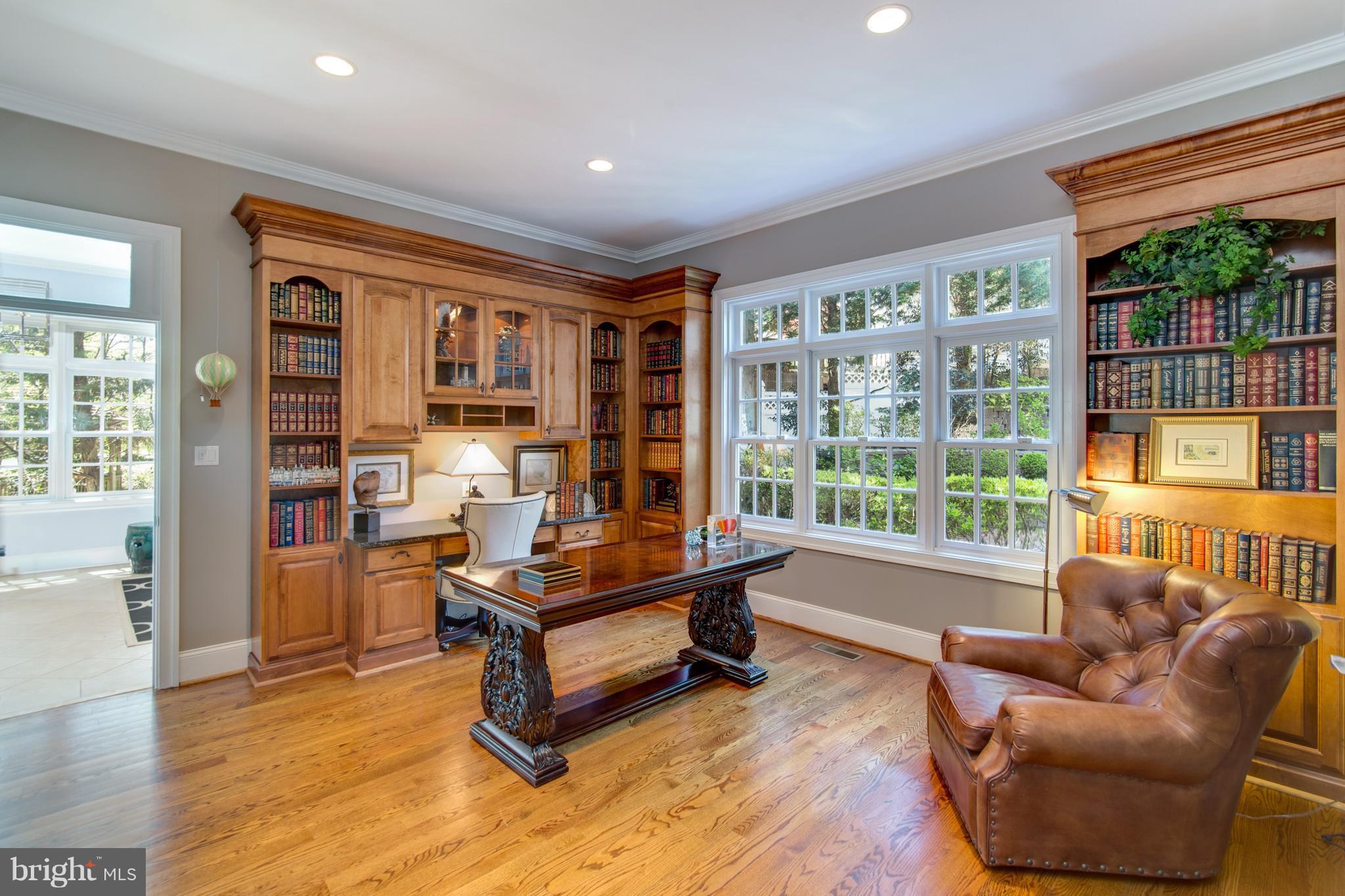 WOODMONT - Residential