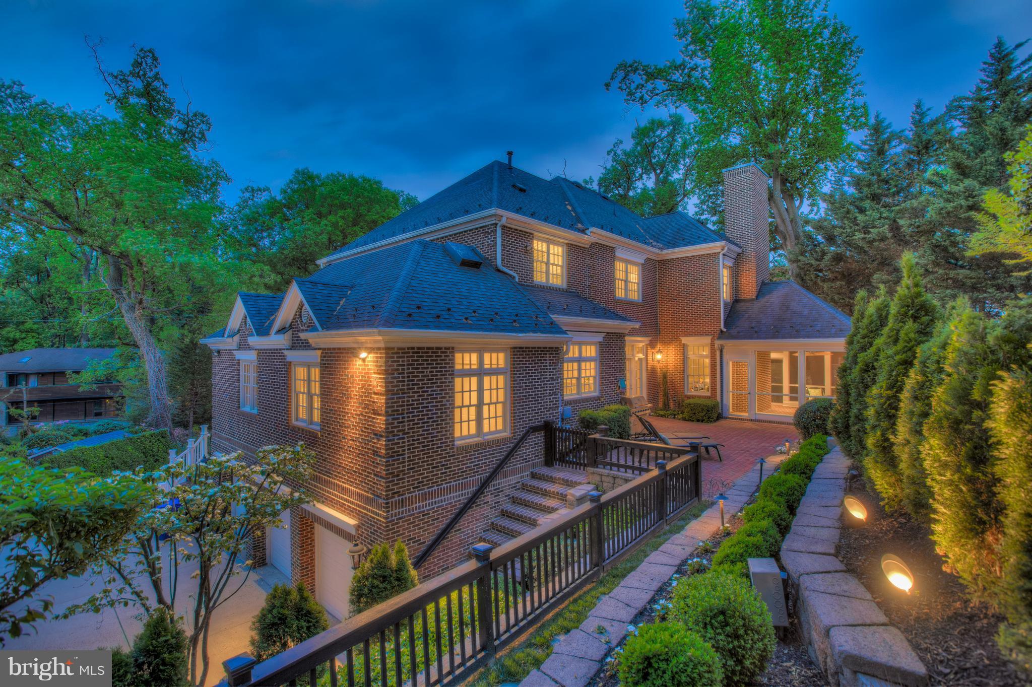 WOODMONT - Residential