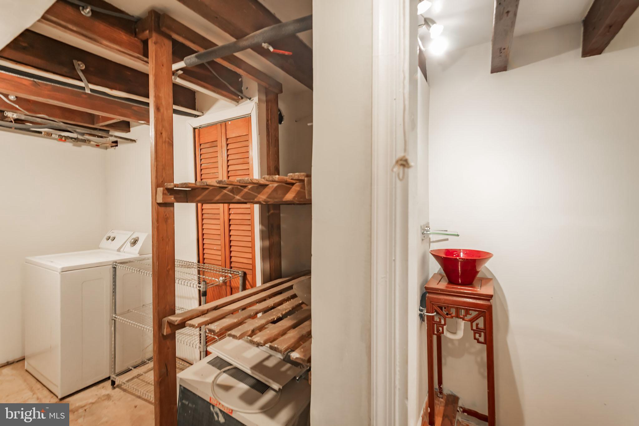 FISHTOWN - Residential Lease