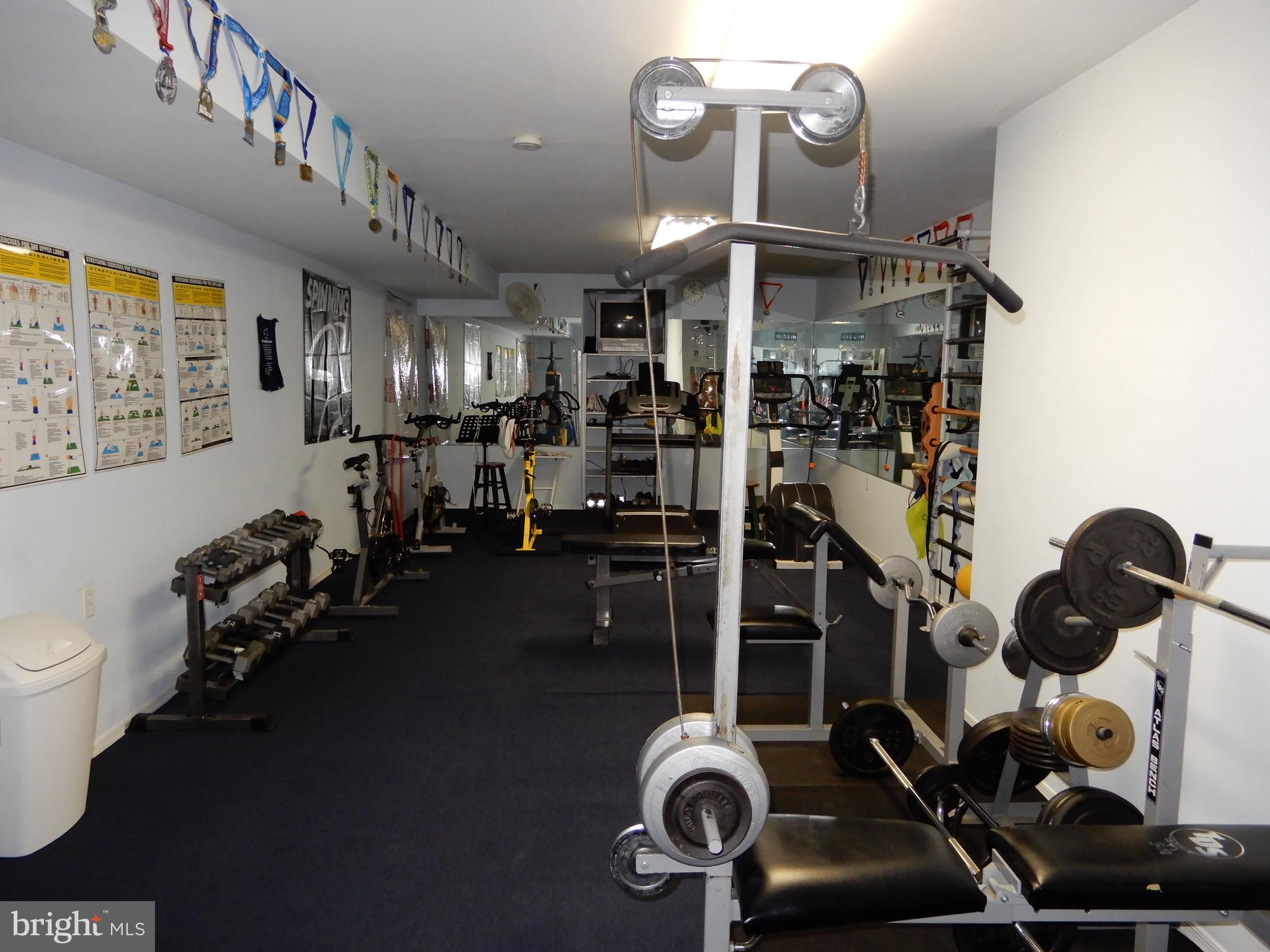 HILLS AT NORTHAMPT - Residential