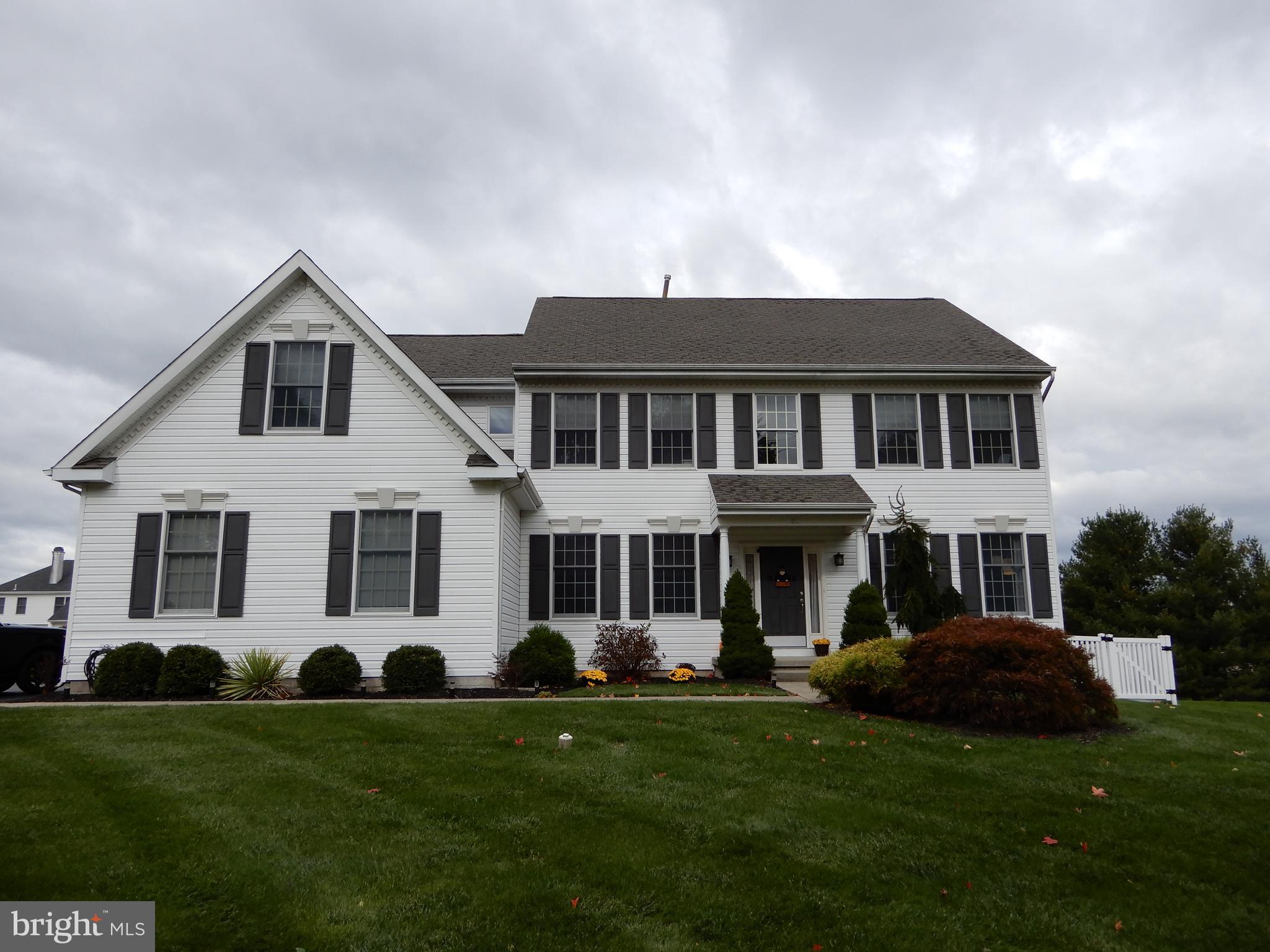 HILLS AT NORTHAMPT - Residential