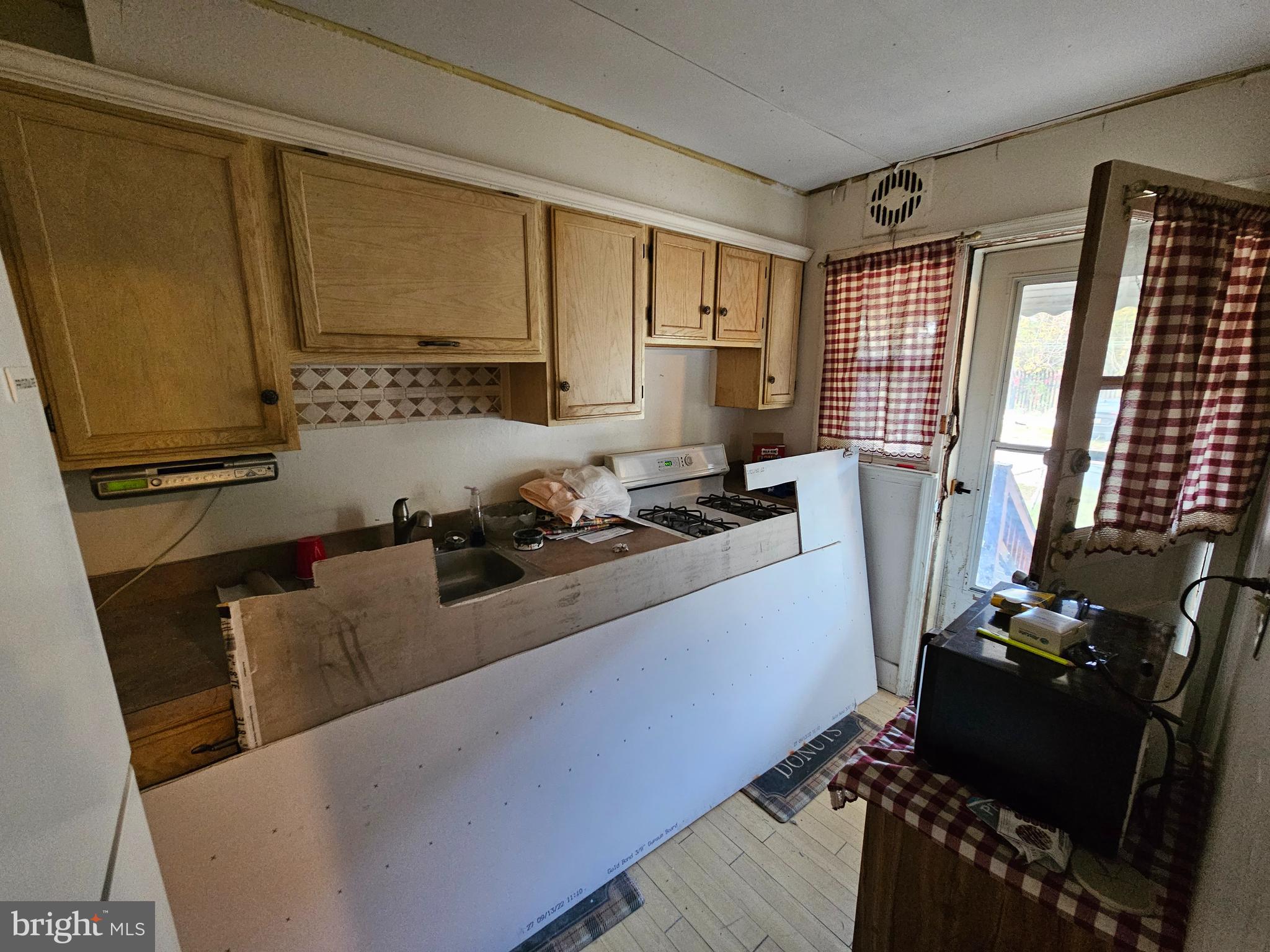 MIDDLESEX - Residential