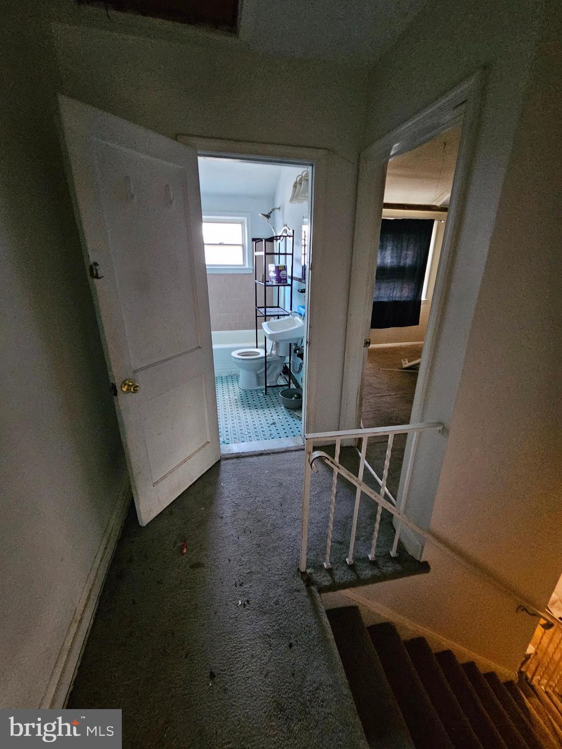 MIDDLESEX - Residential