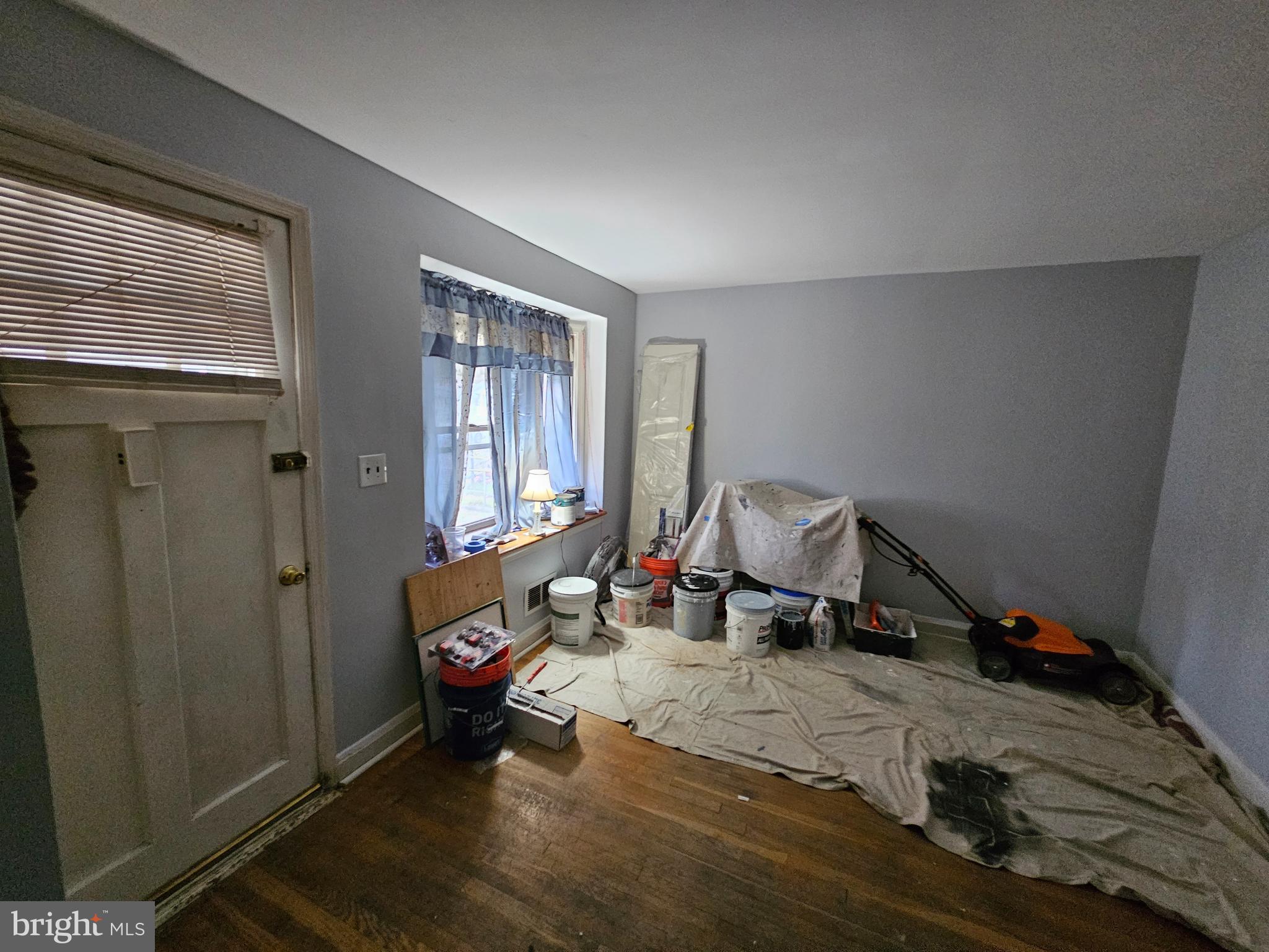 MIDDLESEX - Residential