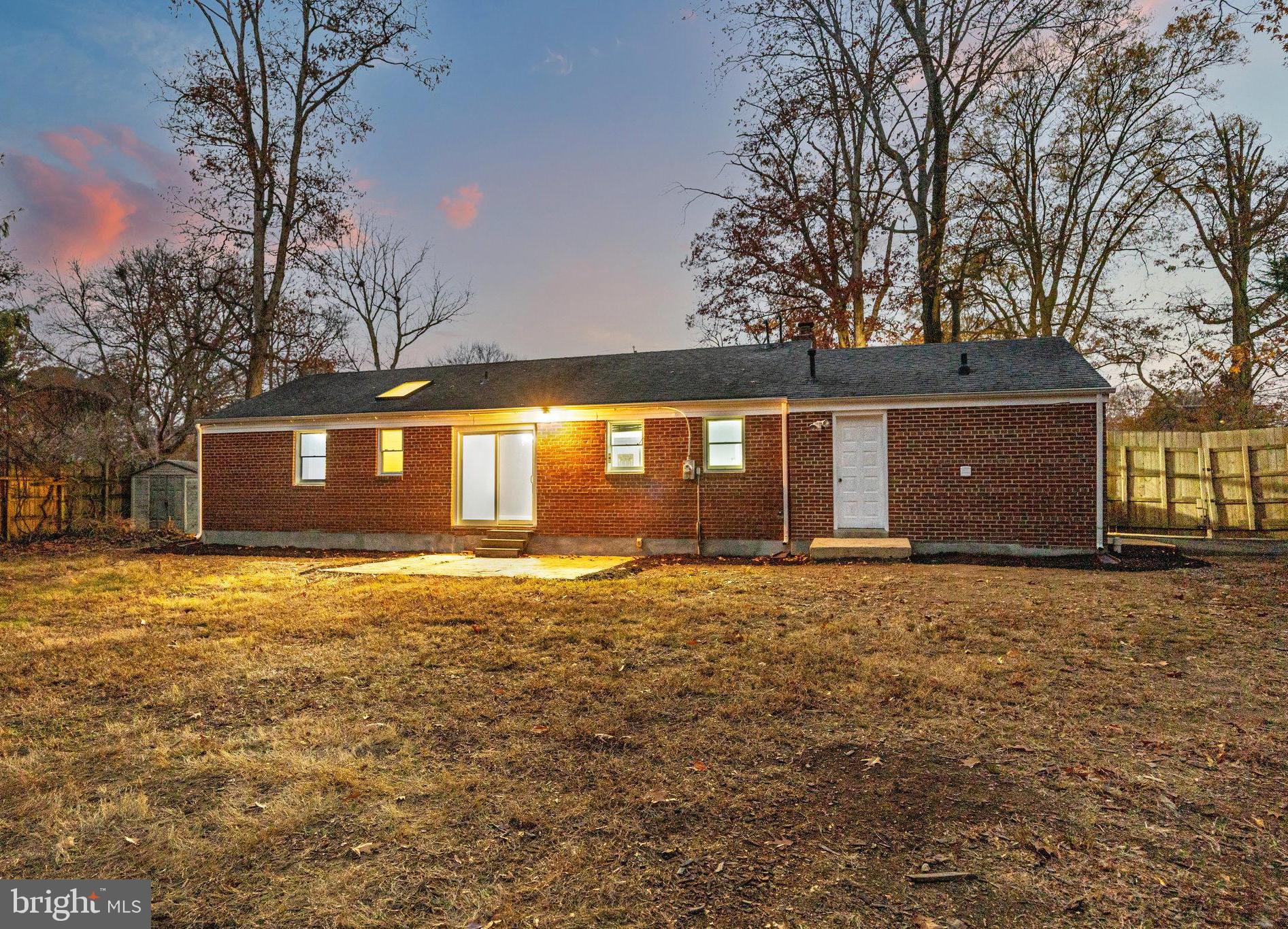 6705 GREENLEAF STREET