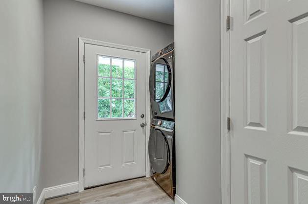 MT RAINIER - Residential Lease