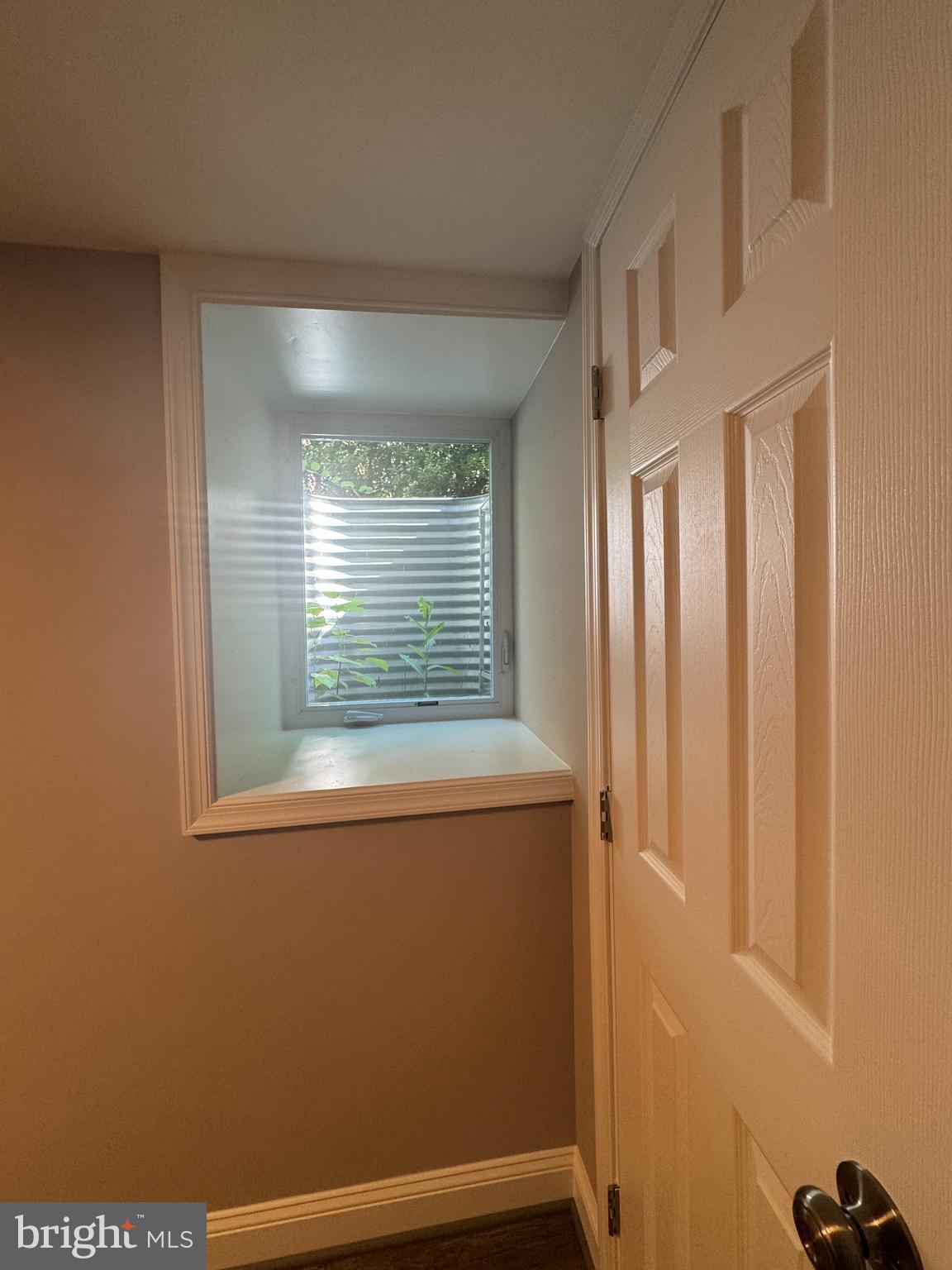 MT RAINIER - Residential Lease