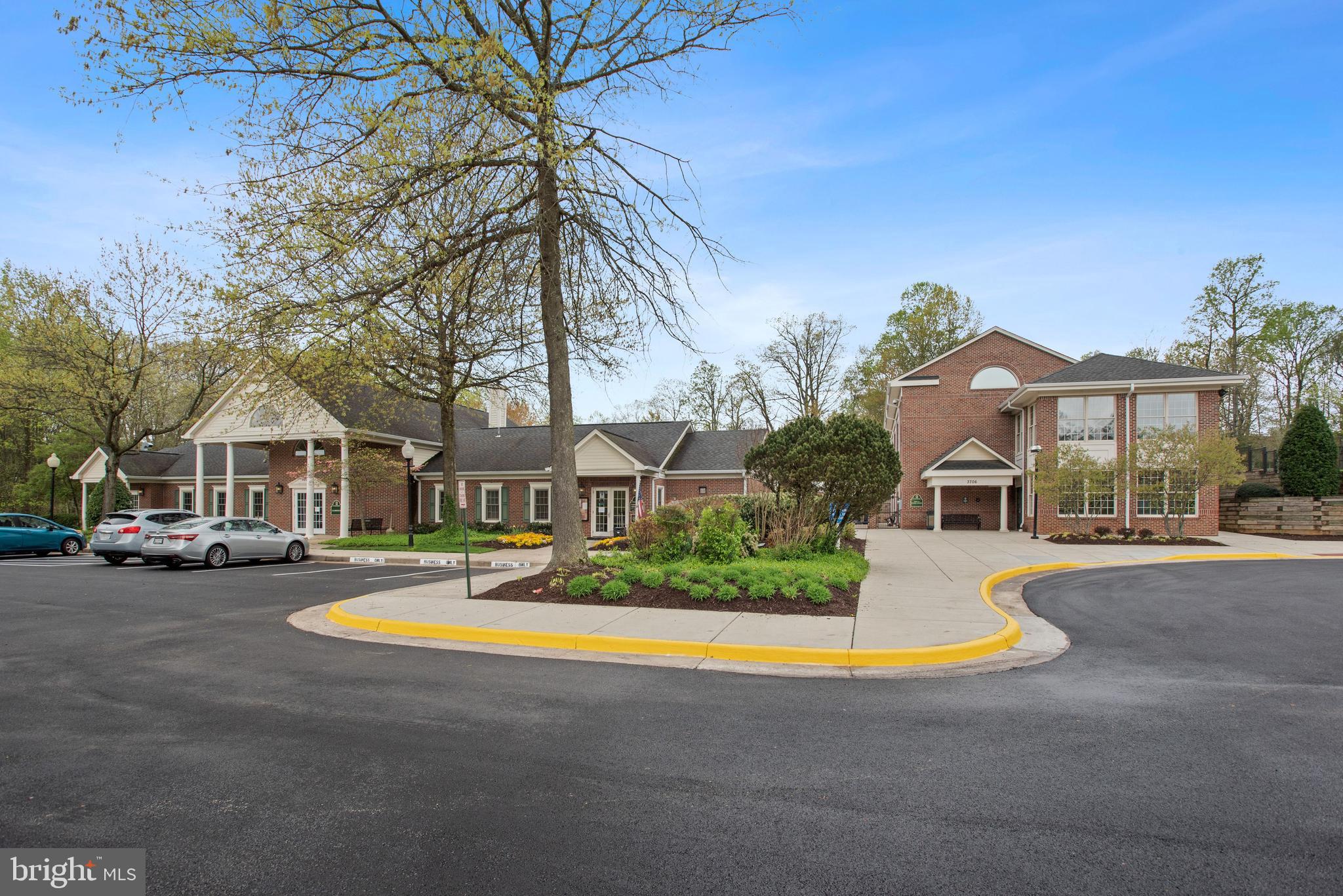 HEIGHTS AT PENDERBROOK - Residential