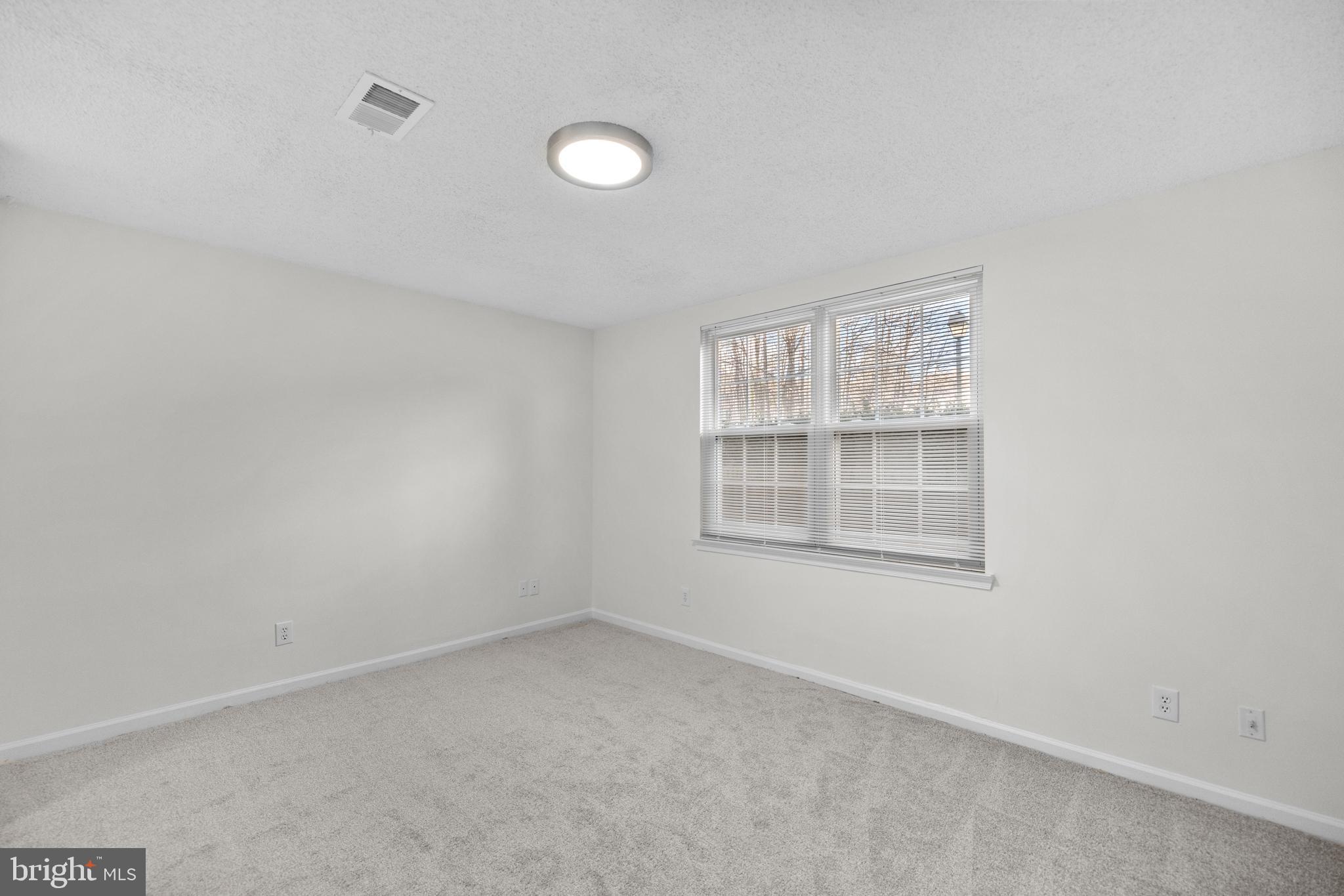 HEIGHTS AT PENDERBROOK - Residential