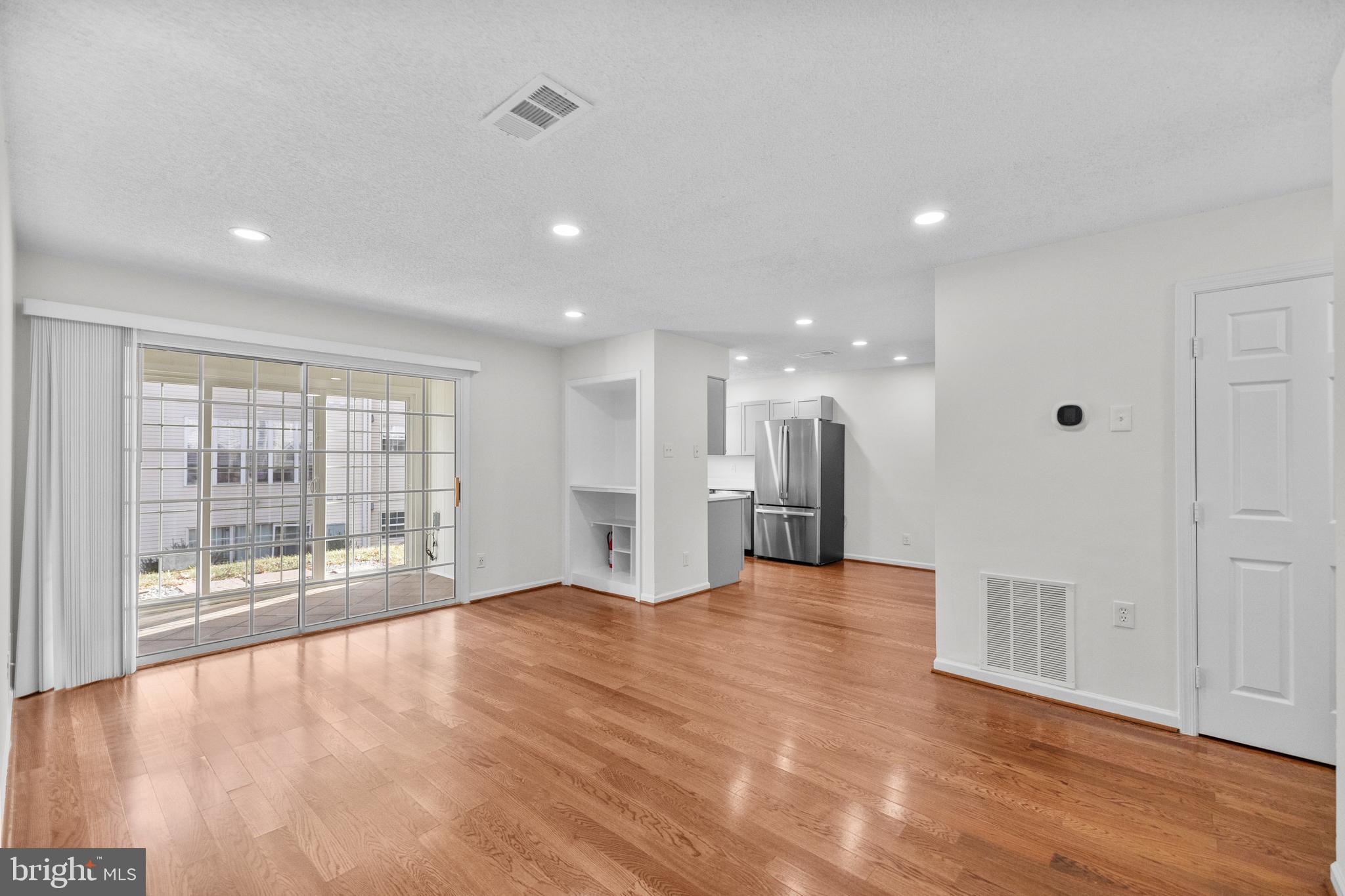 HEIGHTS AT PENDERBROOK - Residential