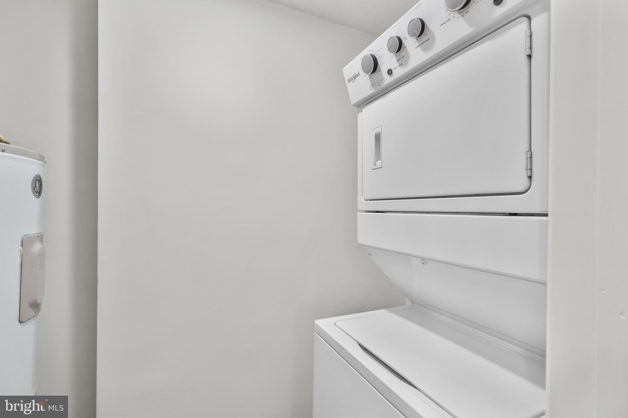 HEIGHTS AT PENDERBROOK - Residential