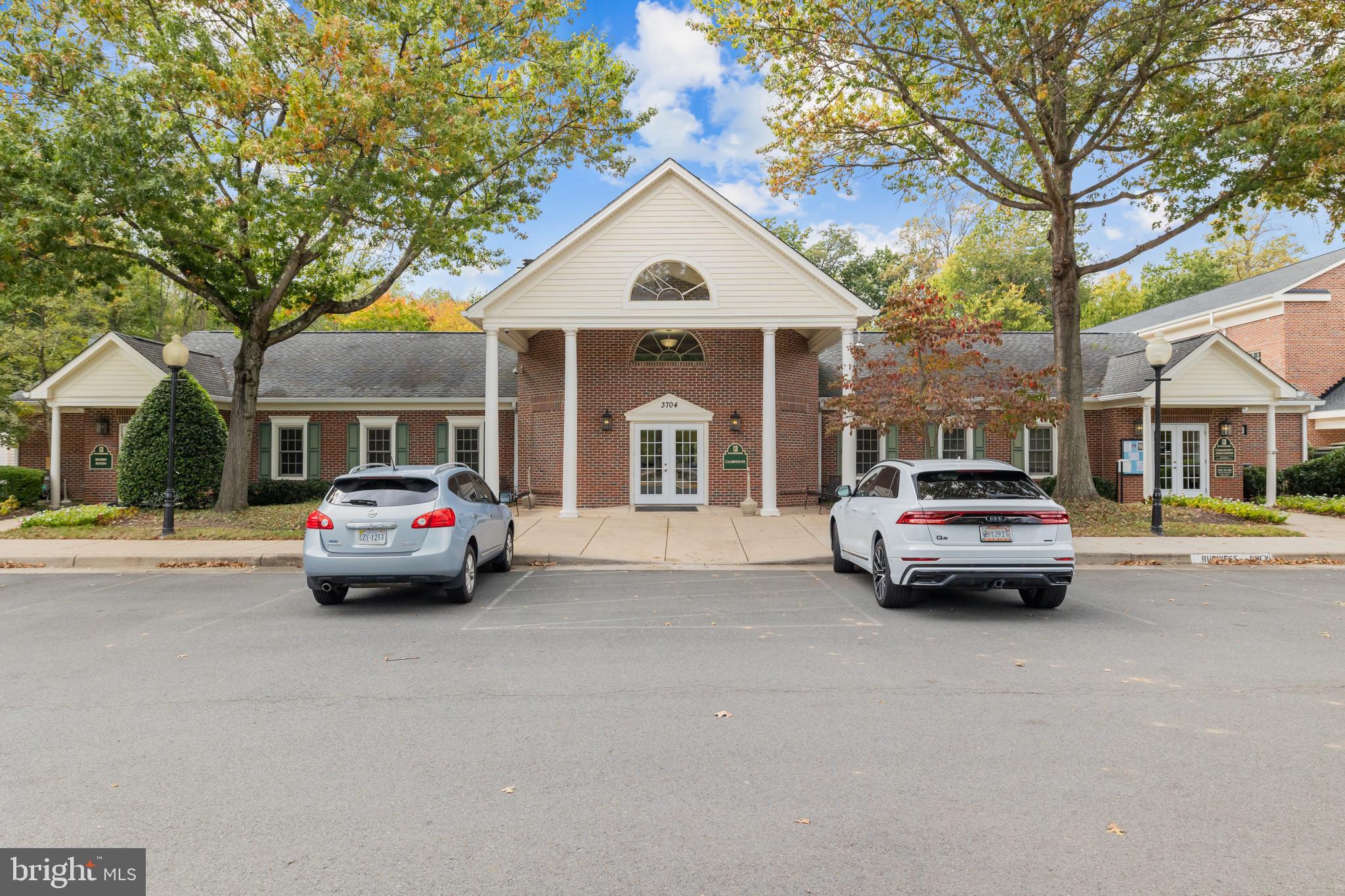 HEIGHTS AT PENDERBROOK - Residential