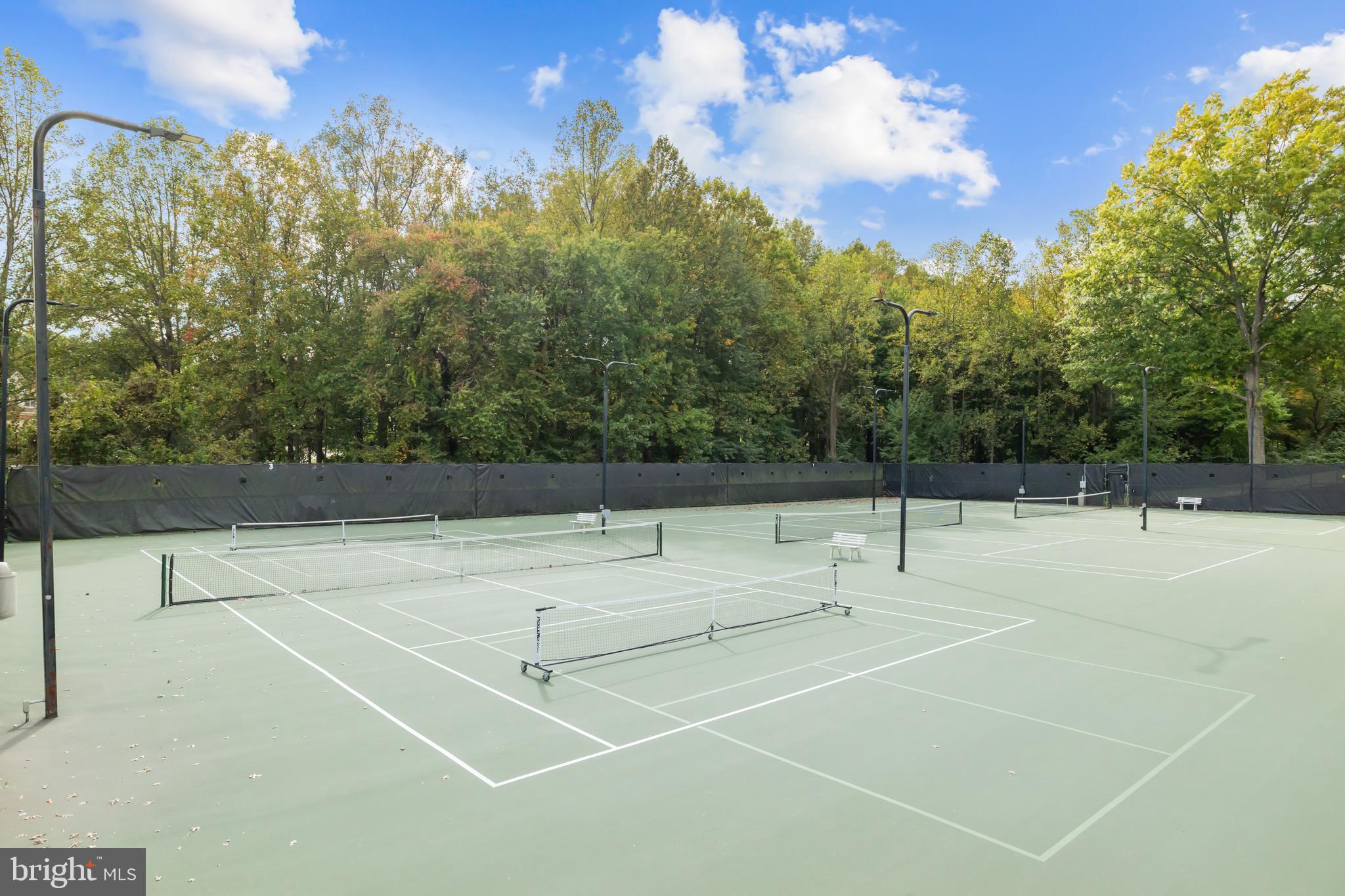 HEIGHTS AT PENDERBROOK - Residential