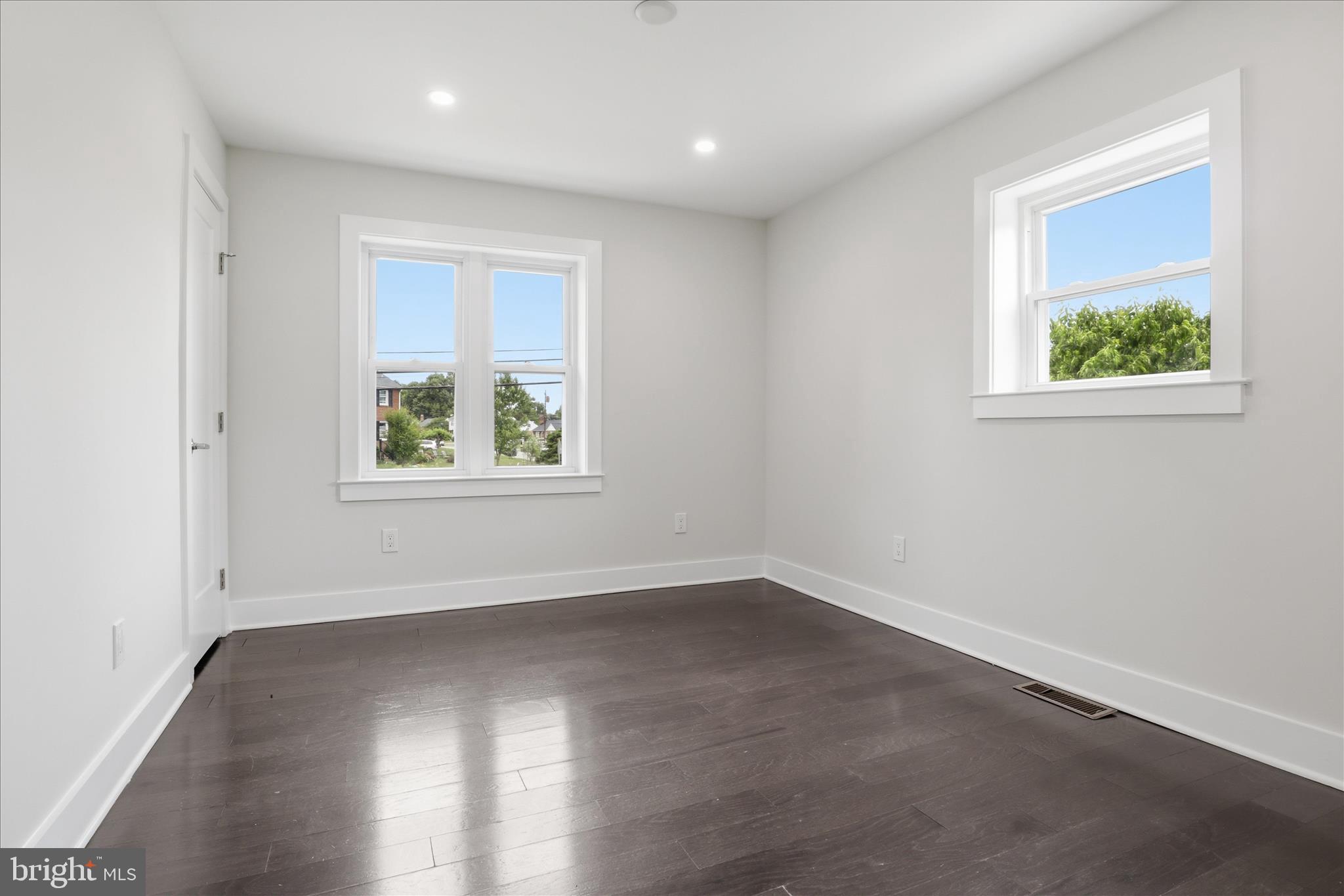 SPRINGFIELD - Residential