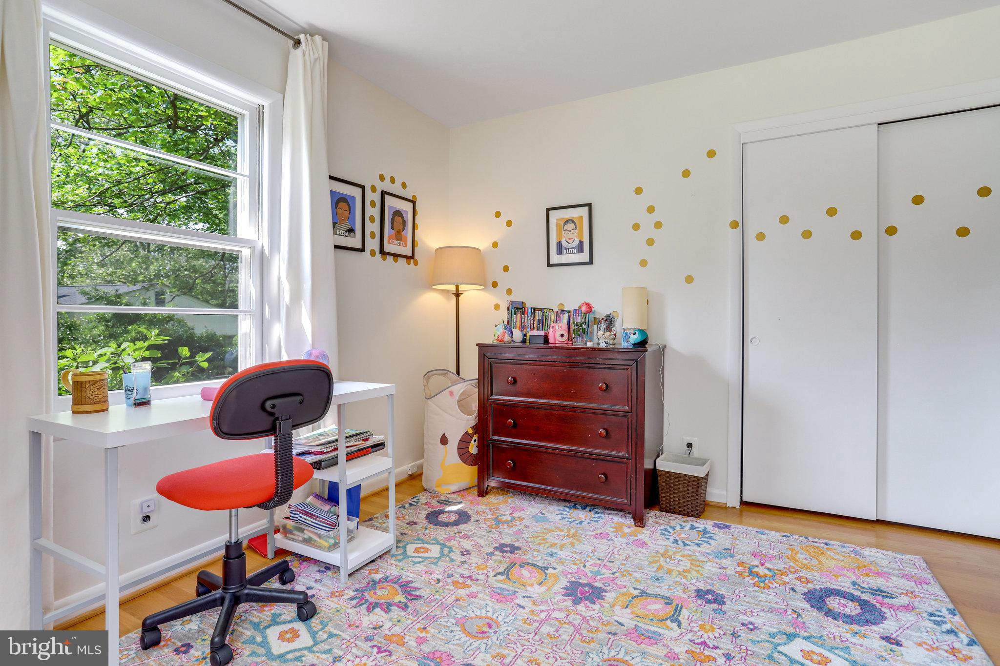 MOORE AND KEITH - Residential Lease