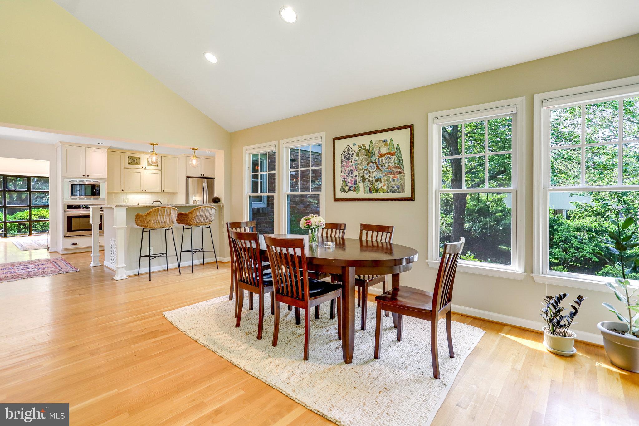 MOORE AND KEITH - Residential Lease