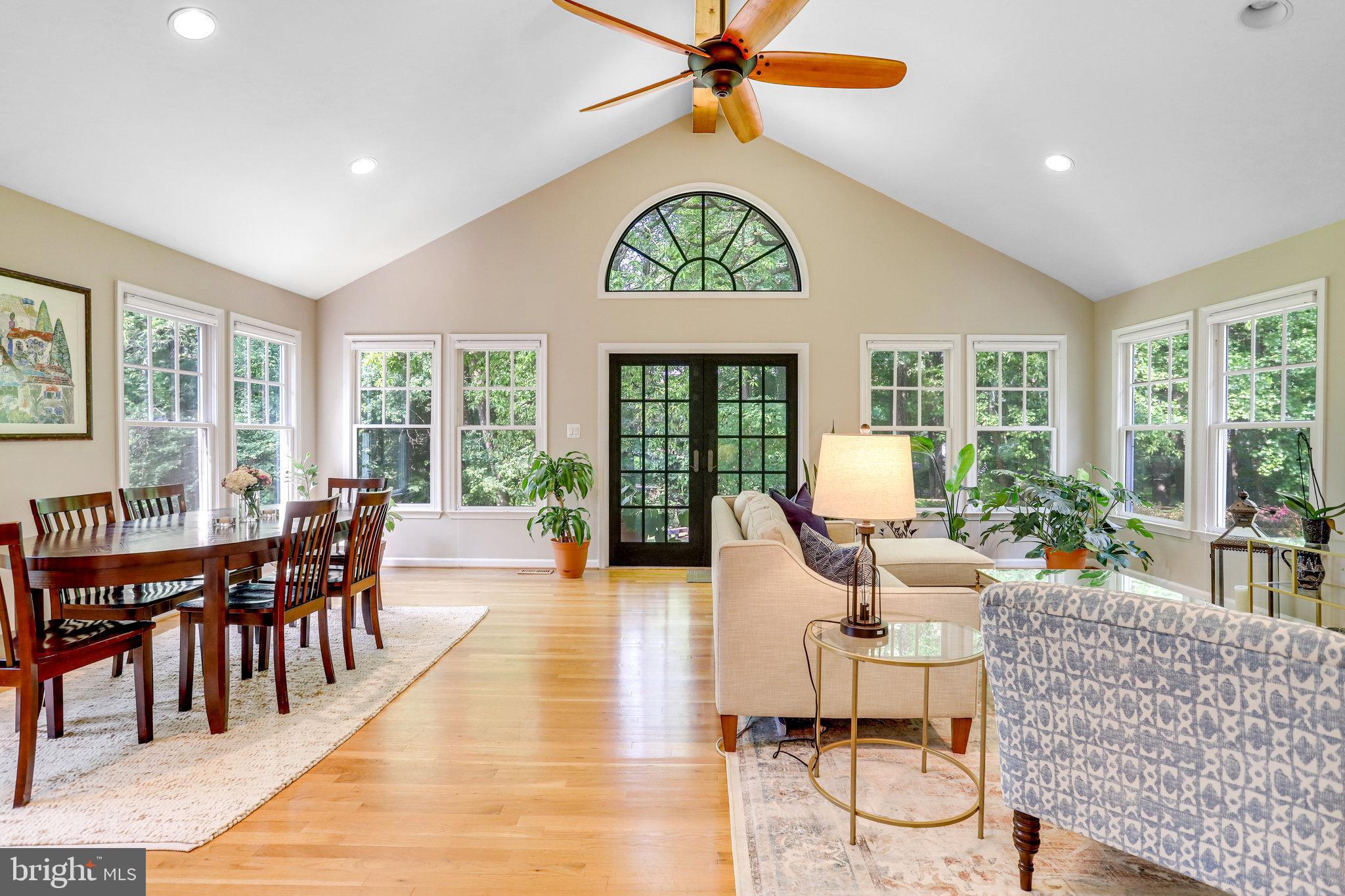 MOORE AND KEITH - Residential Lease