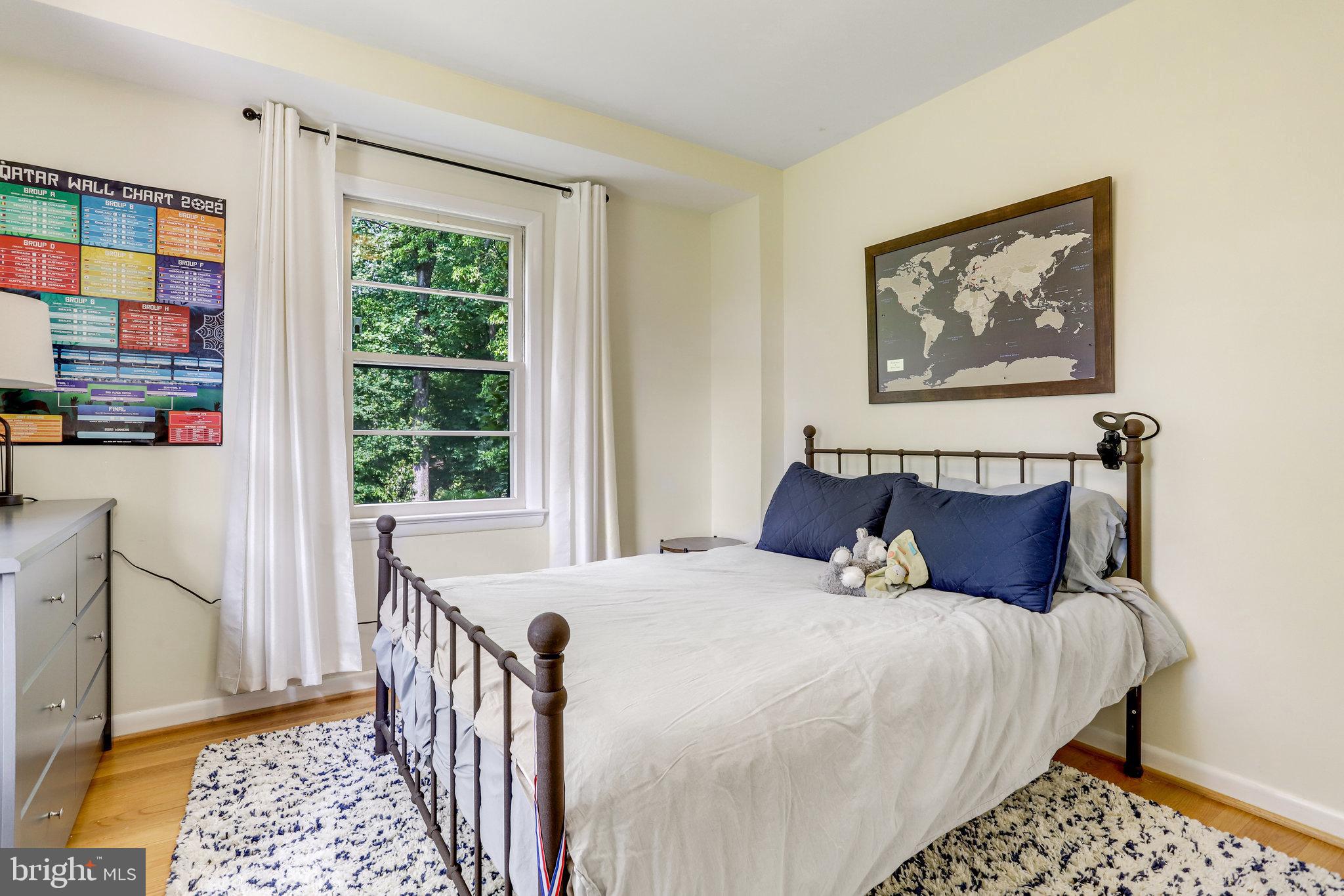 MOORE AND KEITH - Residential Lease