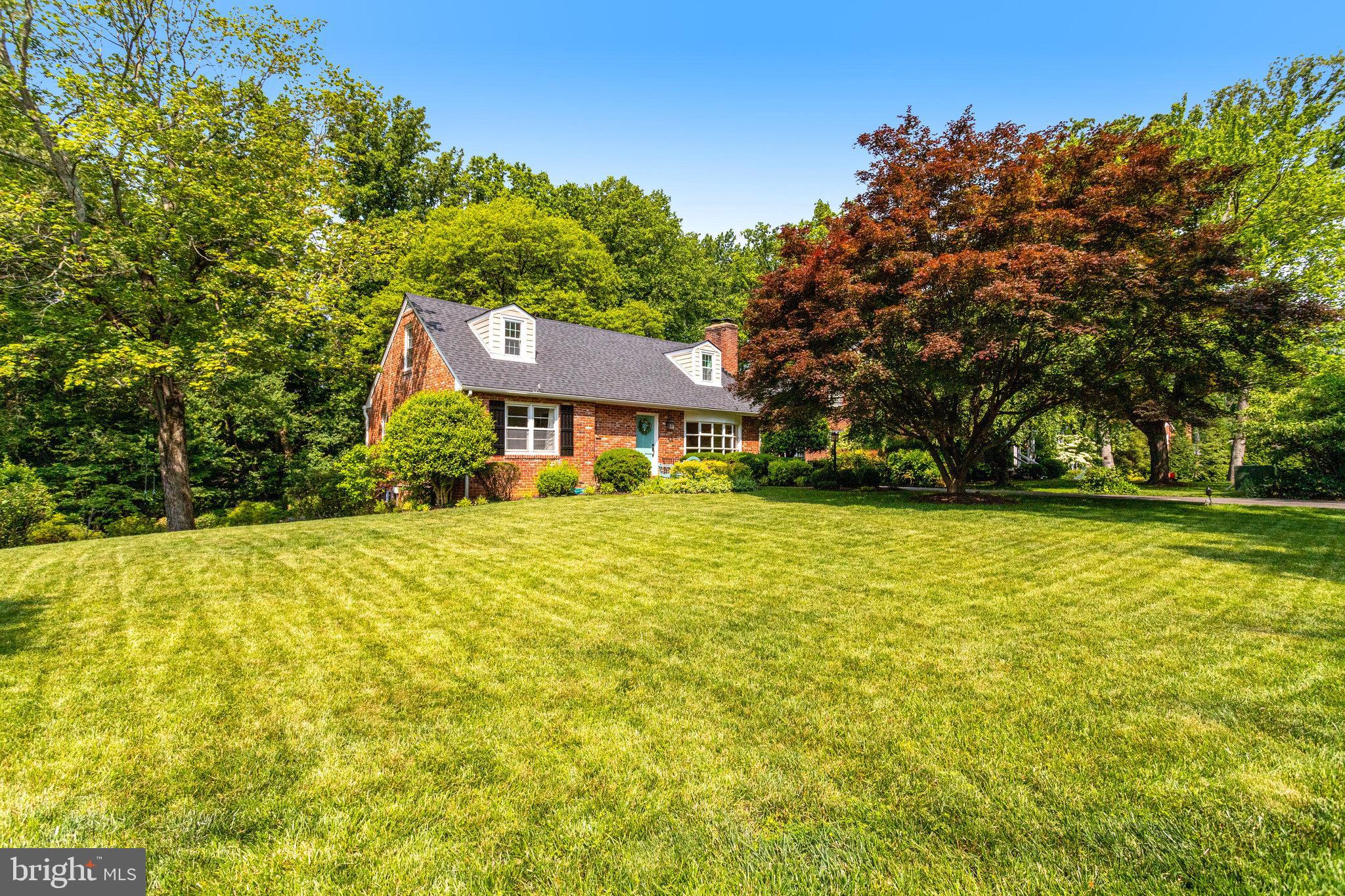 MOORE AND KEITH - Residential Lease