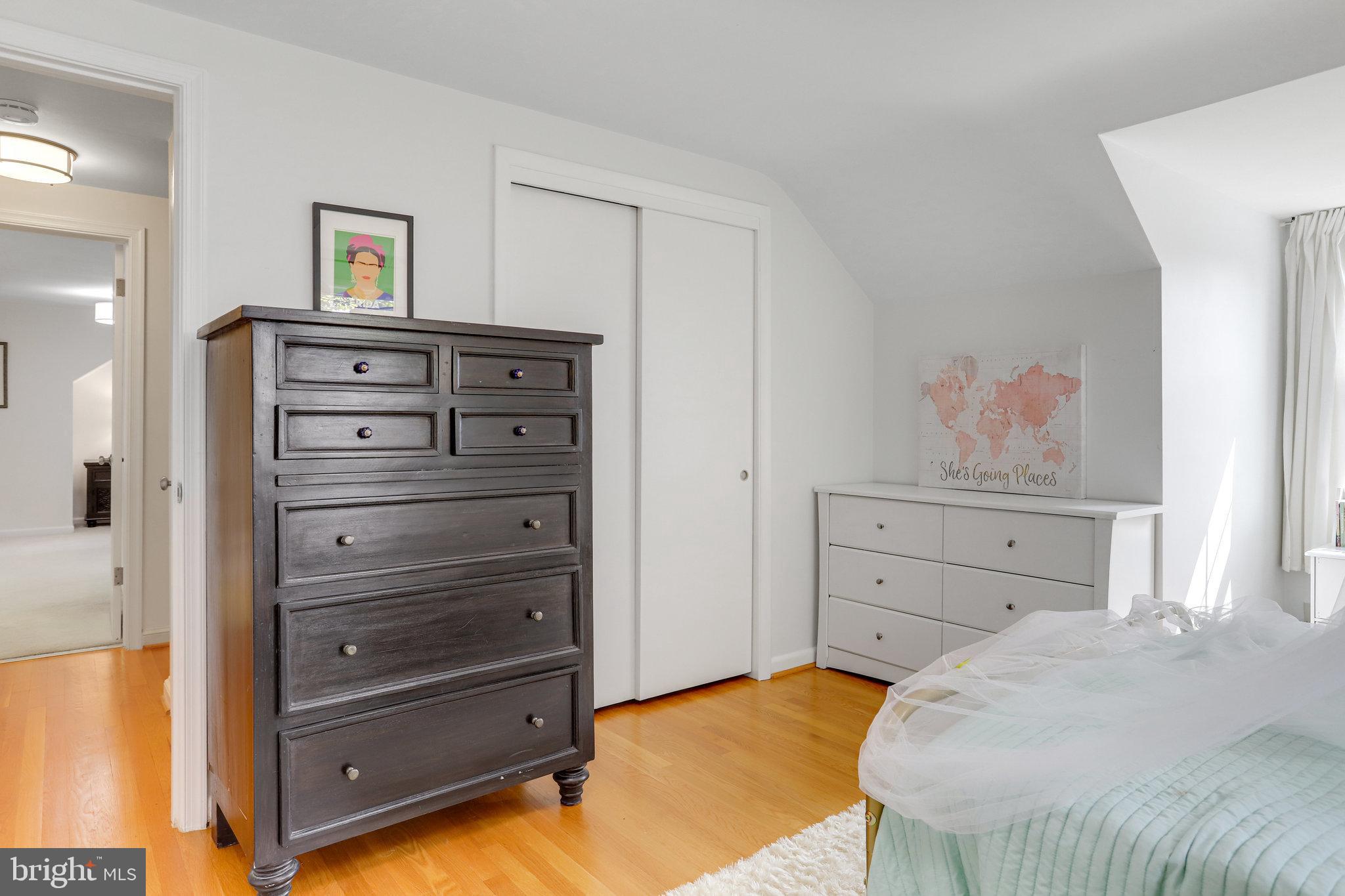 MOORE AND KEITH - Residential Lease