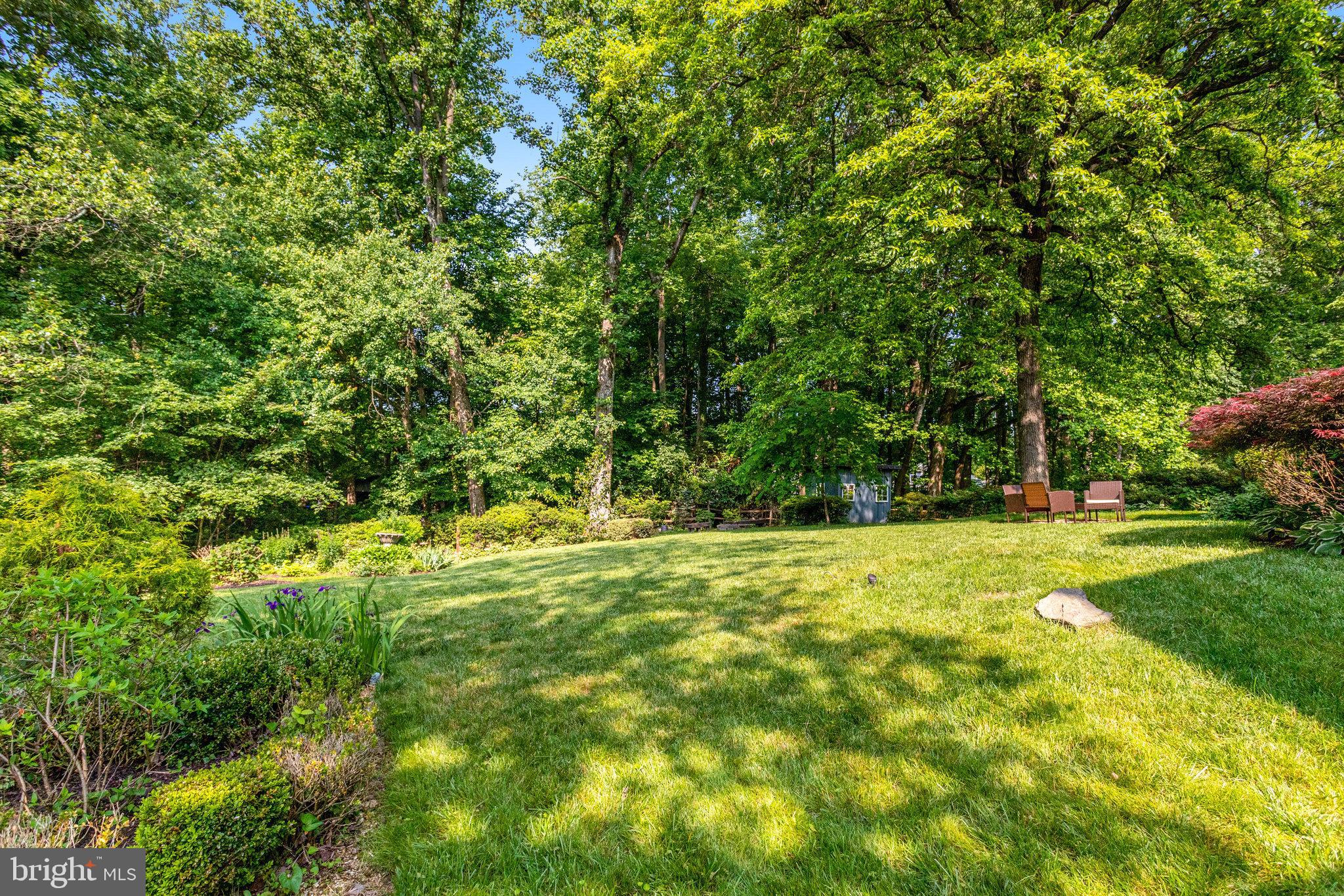 MOORE AND KEITH - Residential Lease