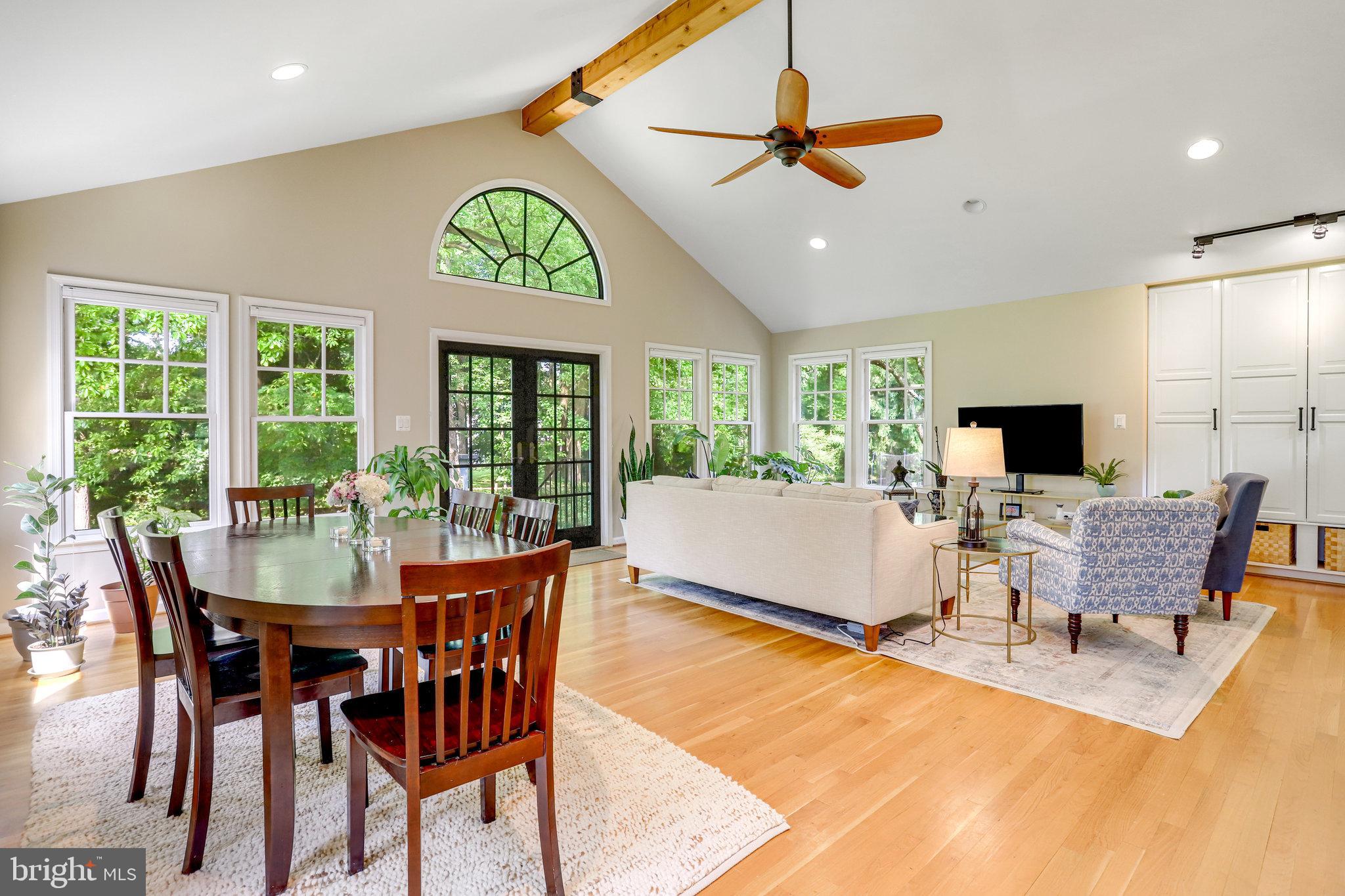 MOORE AND KEITH - Residential Lease