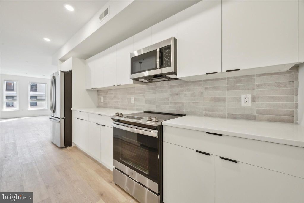 Photo of 1540 Frankford Avenue #2D, PHILADELPHIA, PA 19125 (MLS # PAPH2535818)