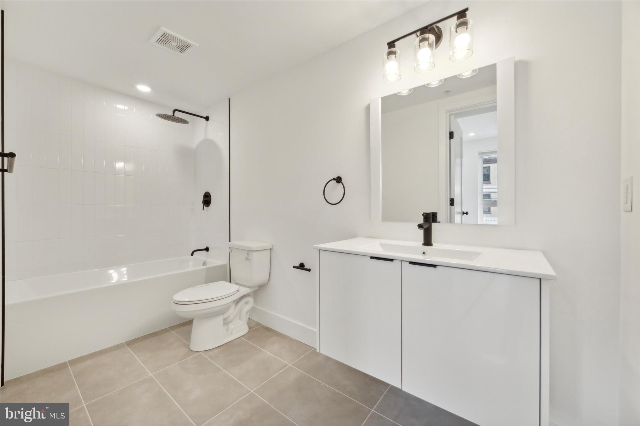 FISHTOWN - Residential Lease