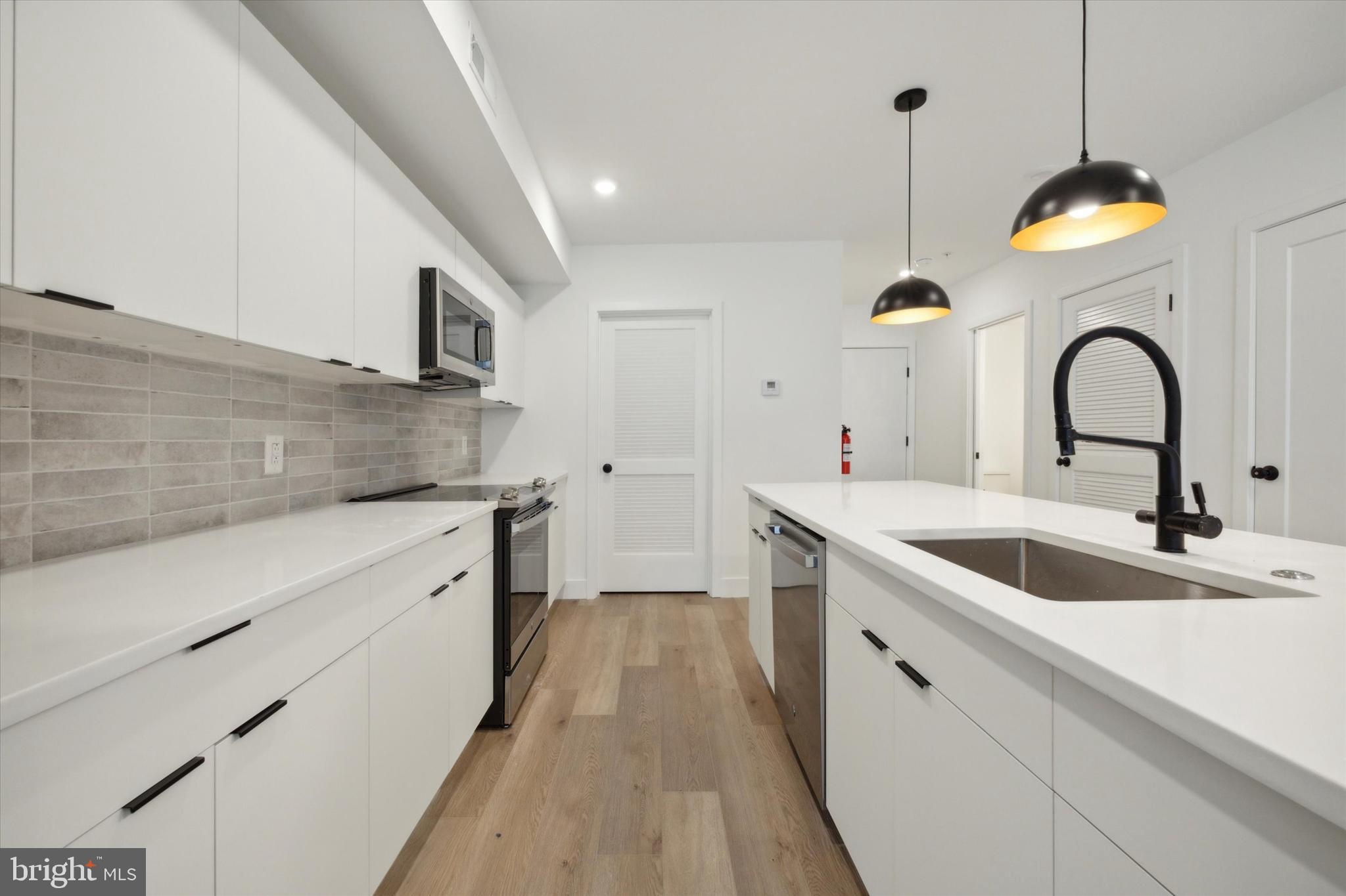 FISHTOWN - Residential Lease