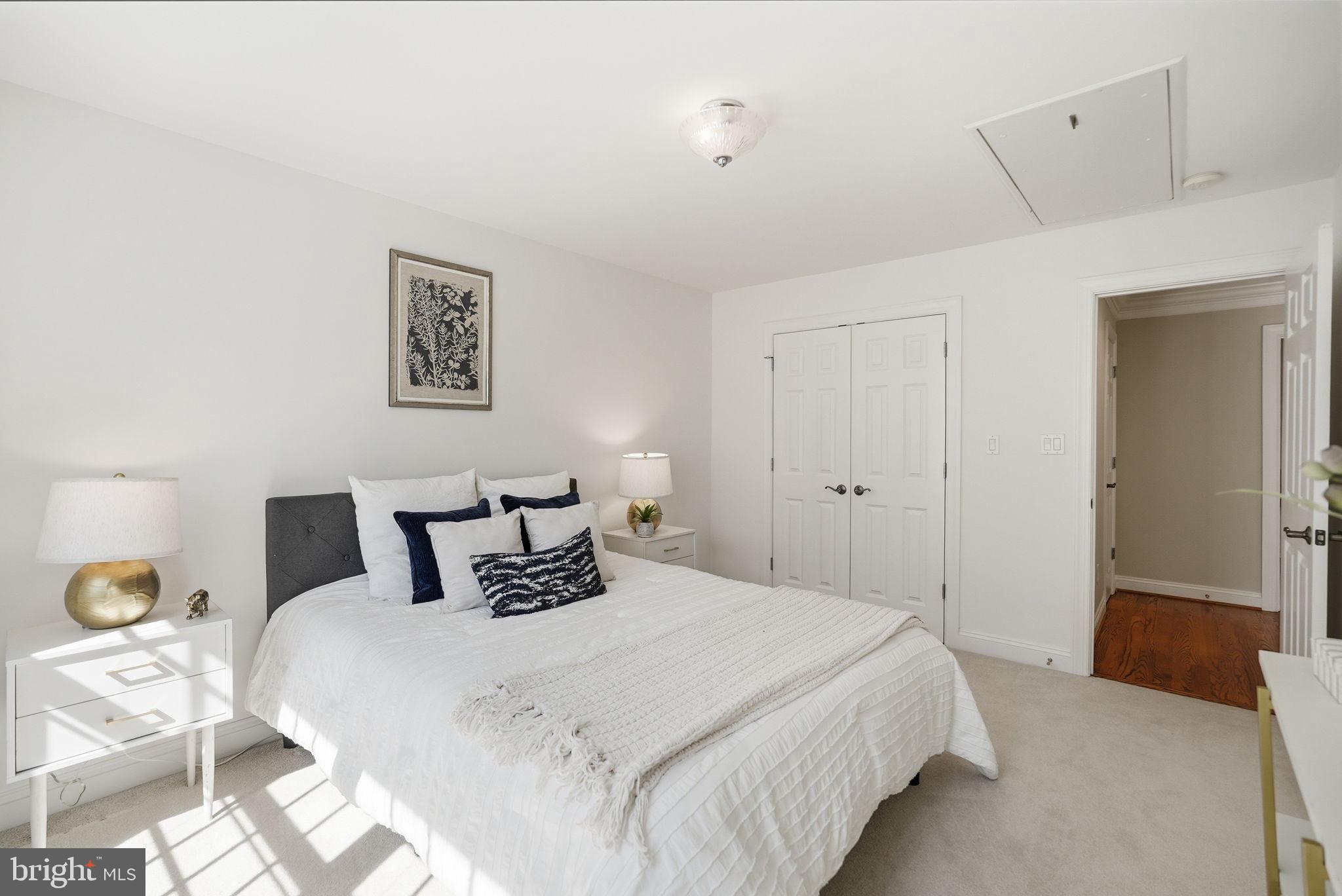 WEST END PARK - Residential