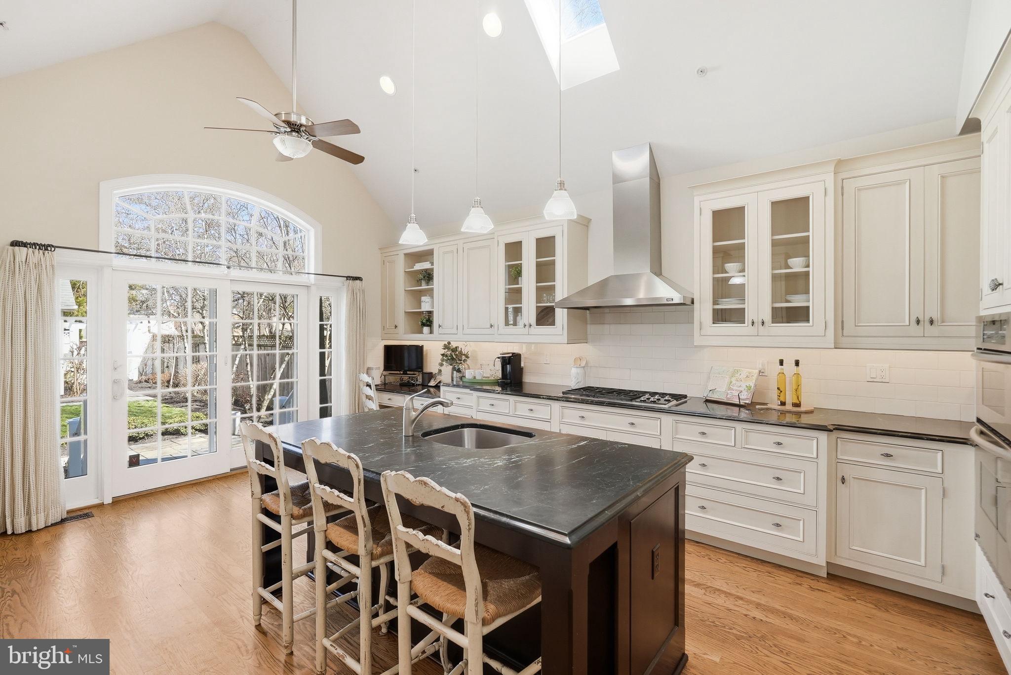 WEST END PARK - Residential