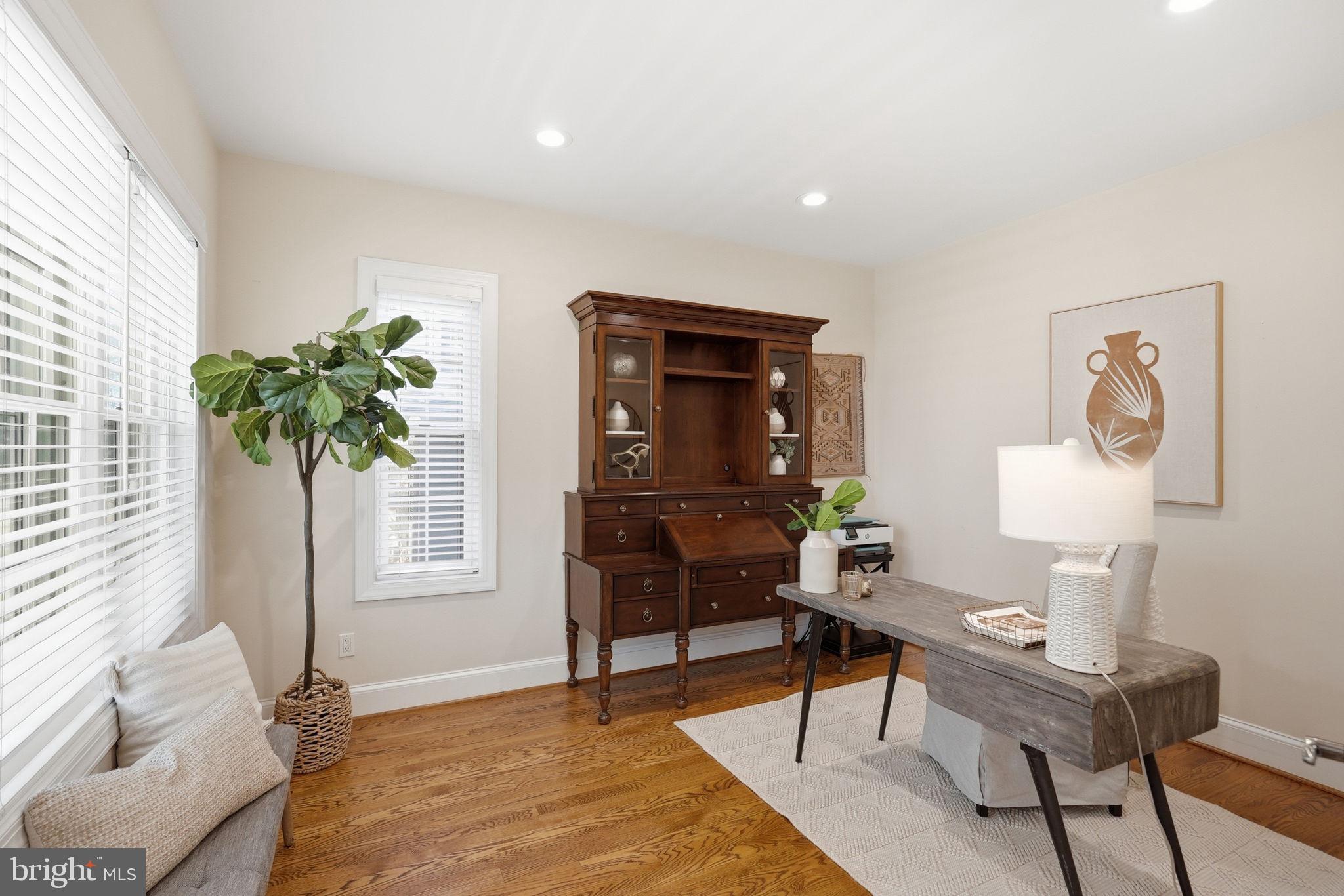 WEST END PARK - Residential