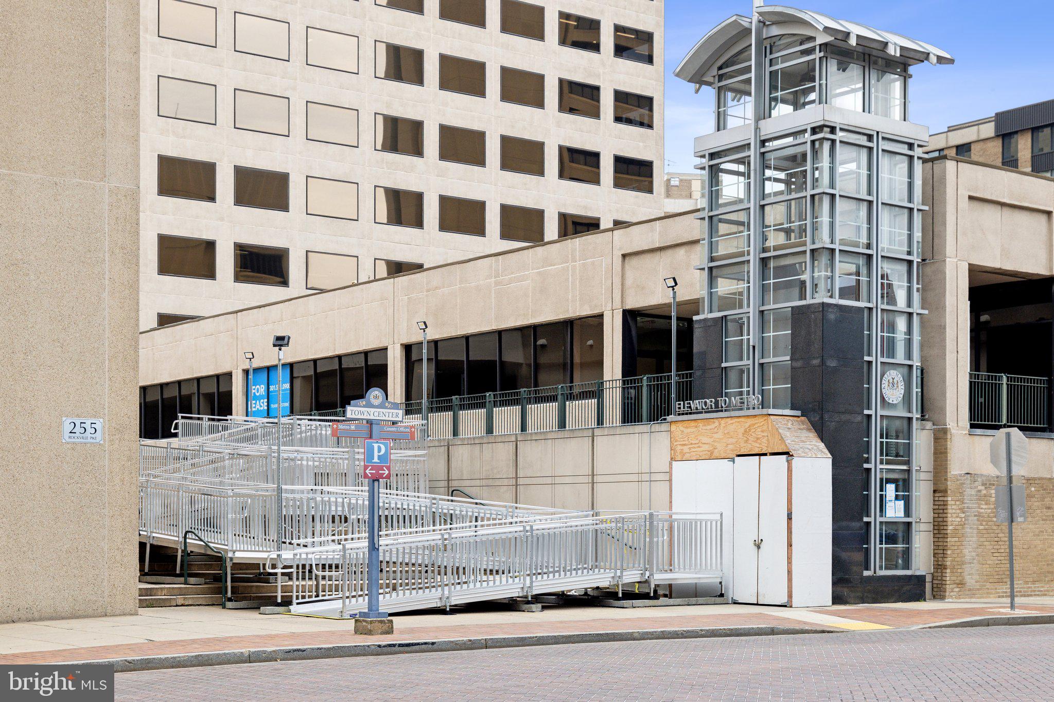 WEST END PARK - Residential