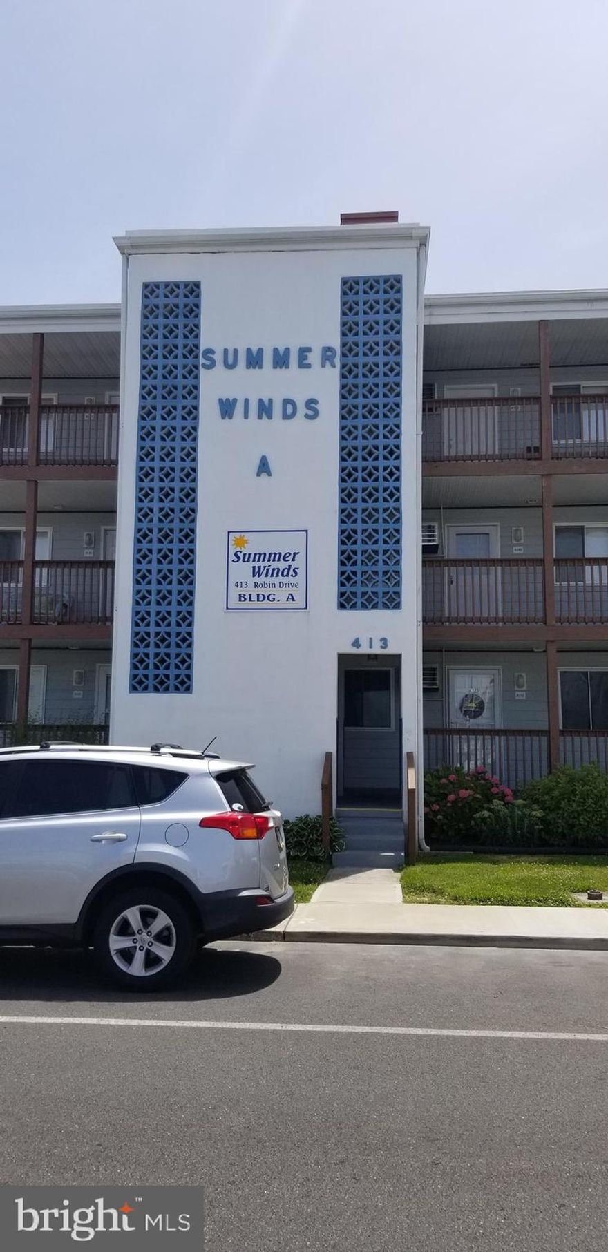 Don't miss the opportunity to  own this 2 bedroom 1 bath condo close to Jolly Roger Amusement Park and  steps to the beach.  Great rental history.