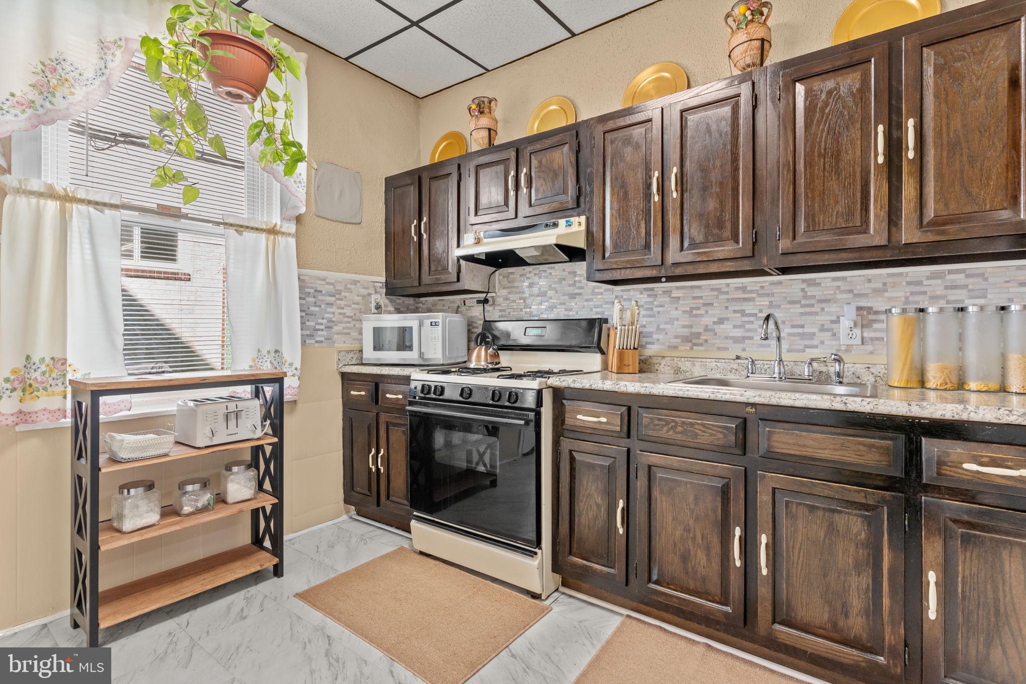 PHILADELPHIA (SOUTH) - Residential