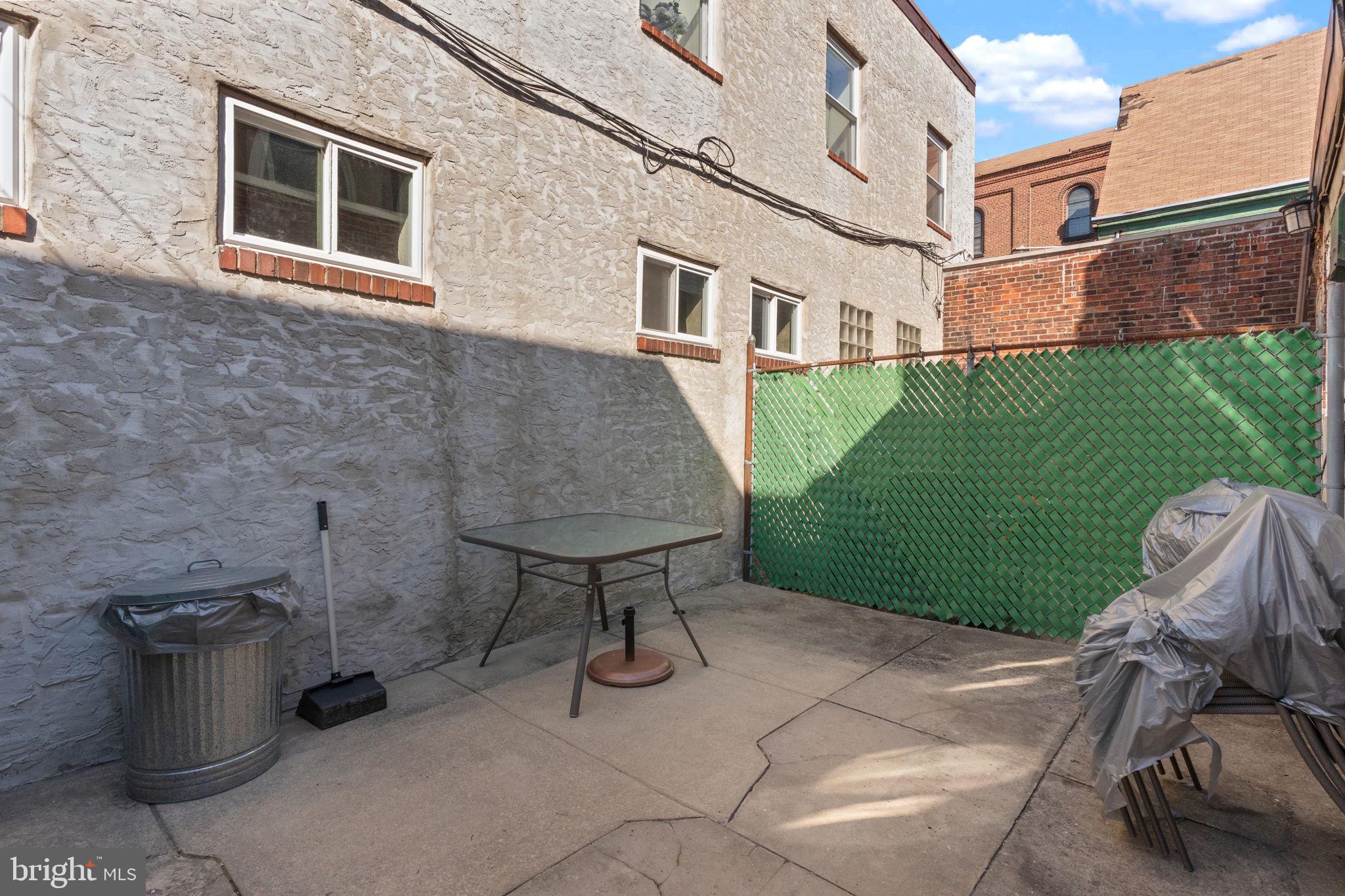 PHILADELPHIA (SOUTH) - Residential