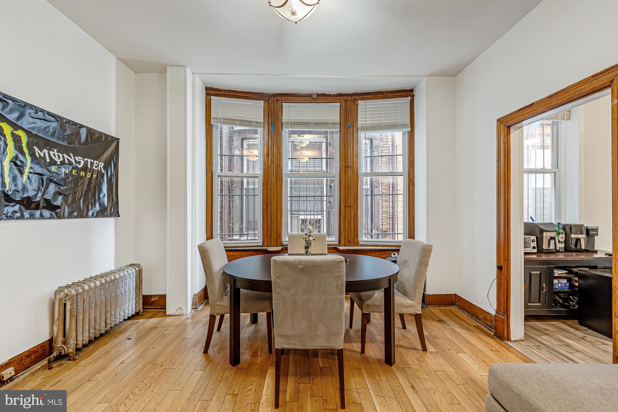 UNIVERSITY CITY - Residential Lease