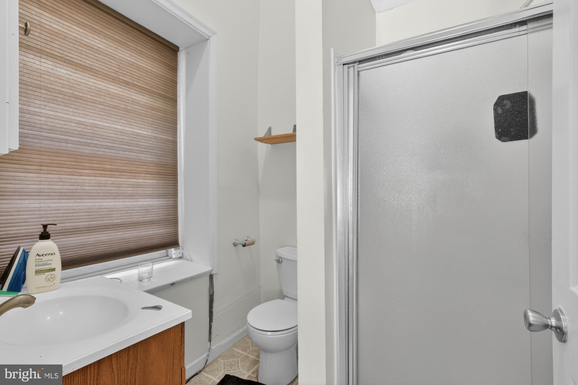 UNIVERSITY CITY - Residential Lease