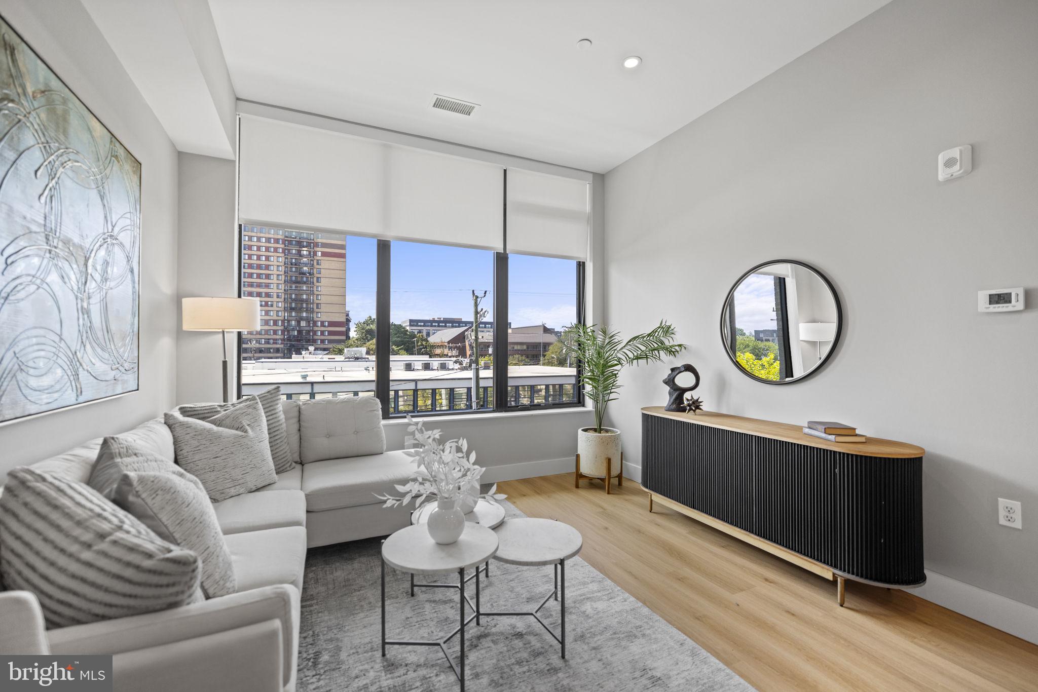 OLD TOWN ALEXANDRIA - Residential Lease