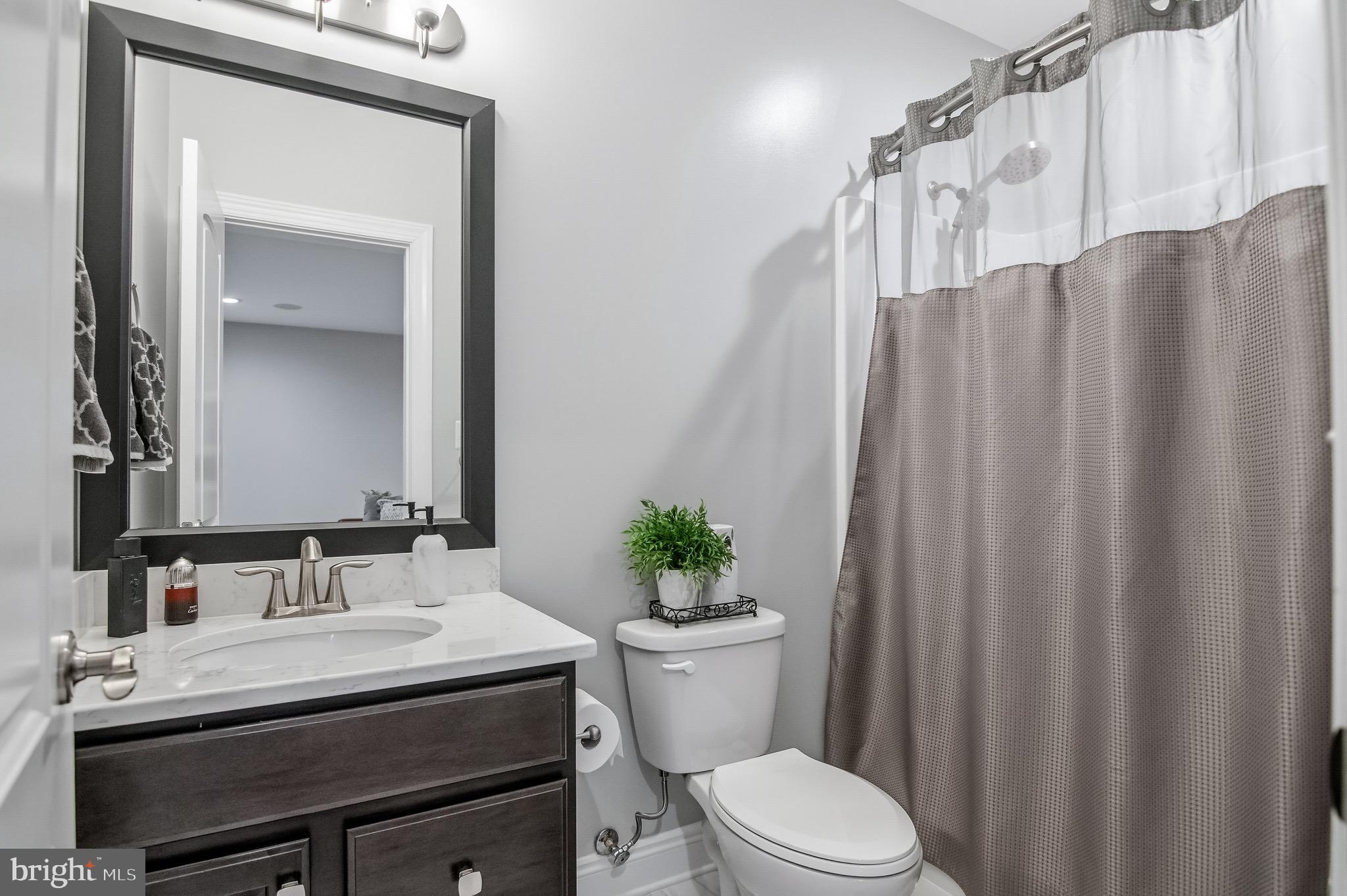 OAKWOOD ESTATES - Residential