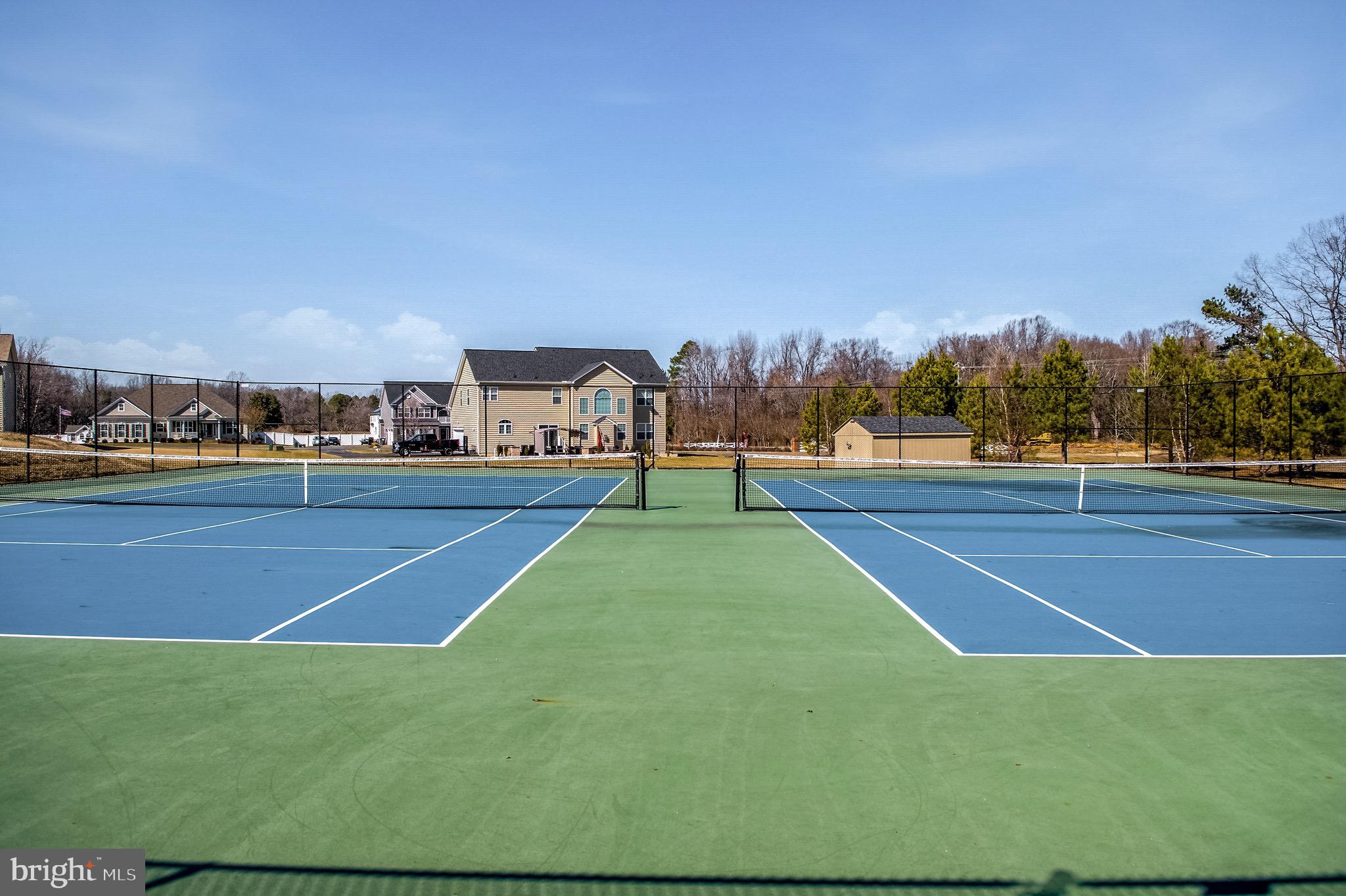 OAKWOOD ESTATES - Residential